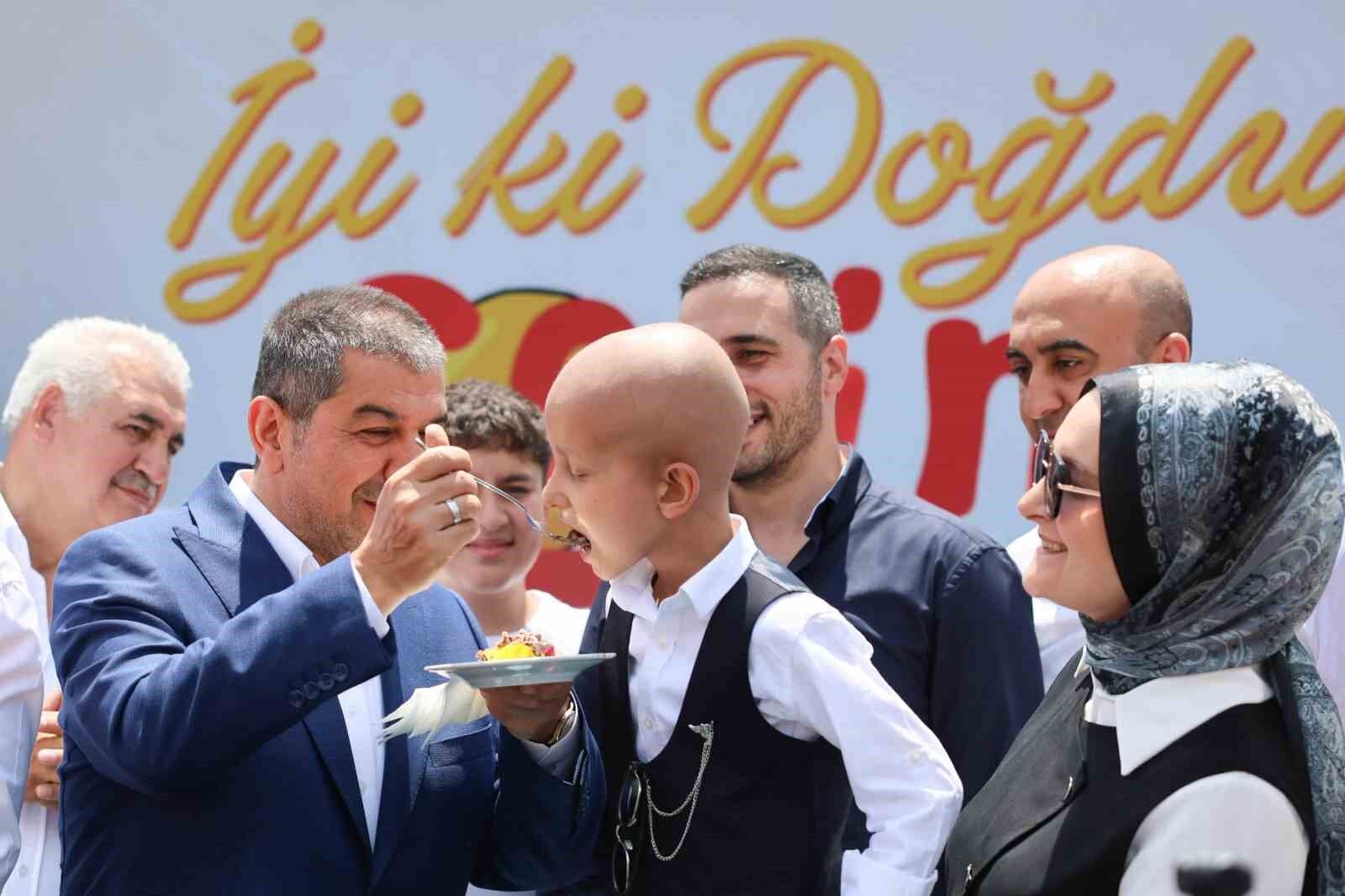 Esenler Belediyesi’nden kanseri yenen 7 yaşındaki Selim için anlamlı etkinlik