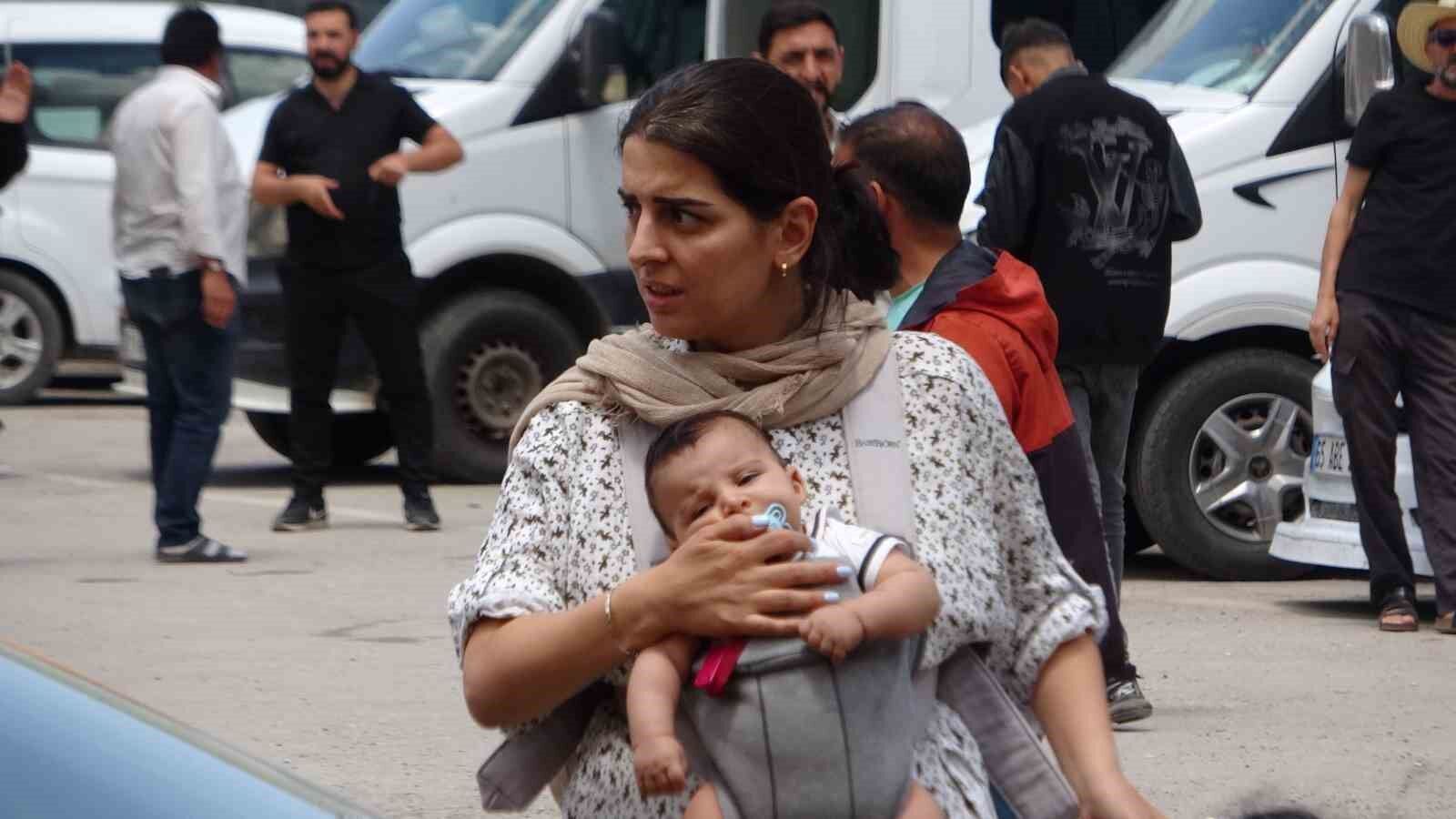 İran-İsrail savaşının 4’üncü gününde Van sınırında dönüş hareketliliği