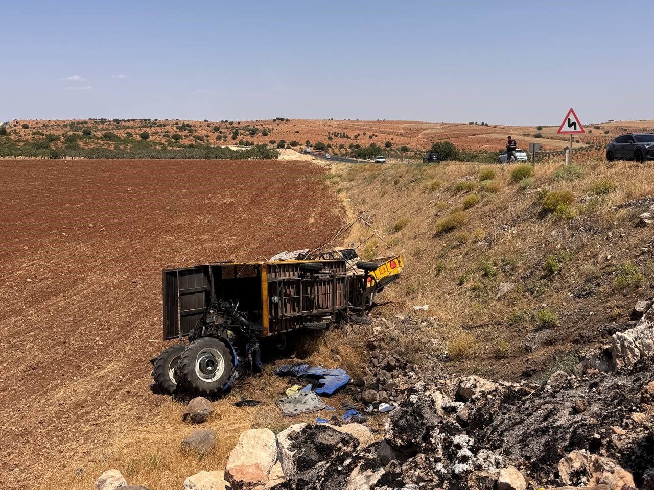 Şanlıurfa’da traktör devrildi: 2 ölü