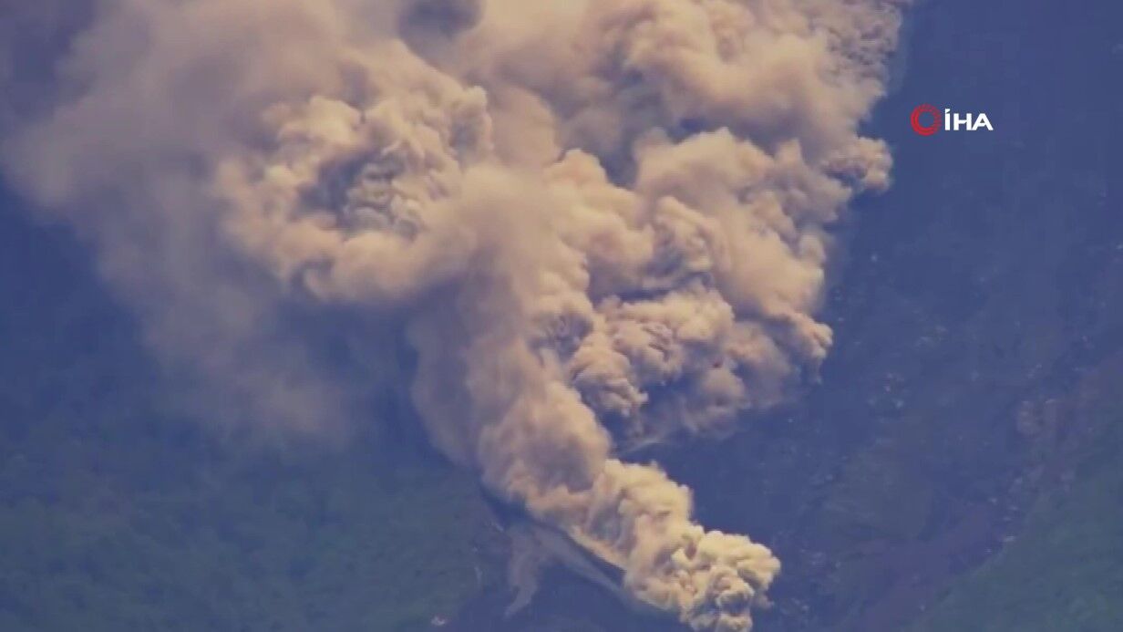 Guatemala'daki Fuego Yanardağında patlama: 700'den fazla kişi tahliye edildi