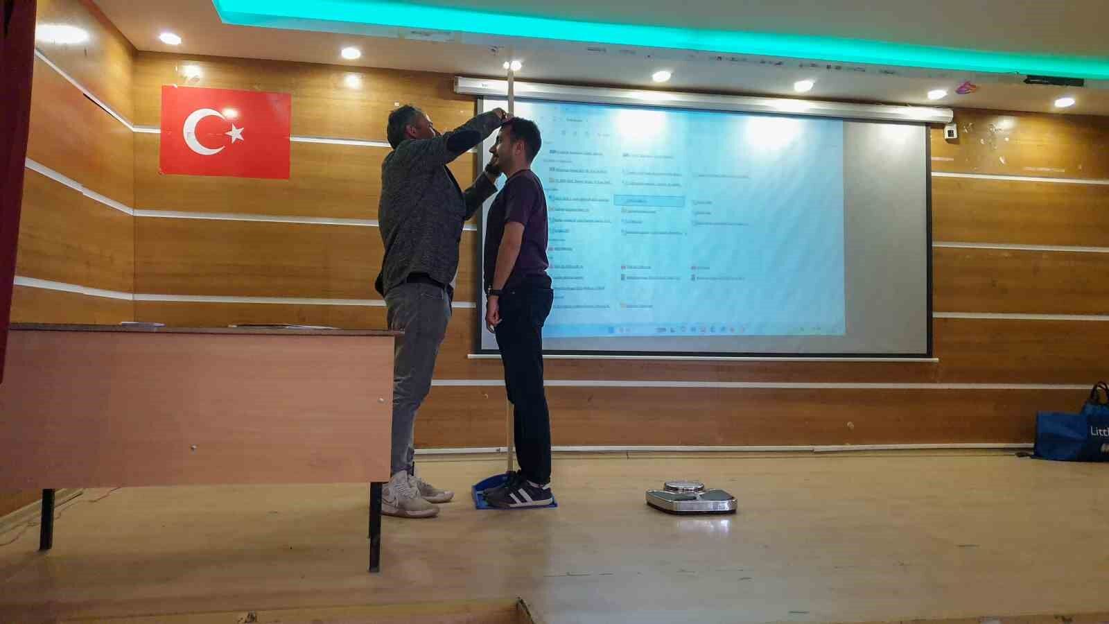 Başkale’de öğretmenlere sağlıklı yaşam eğitimi