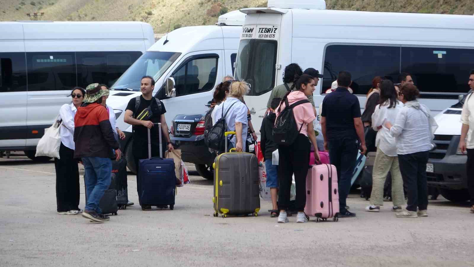 İran-İsrail çatışmasında 5’inci gün: Van’da sınırda hareketlilik azaldı