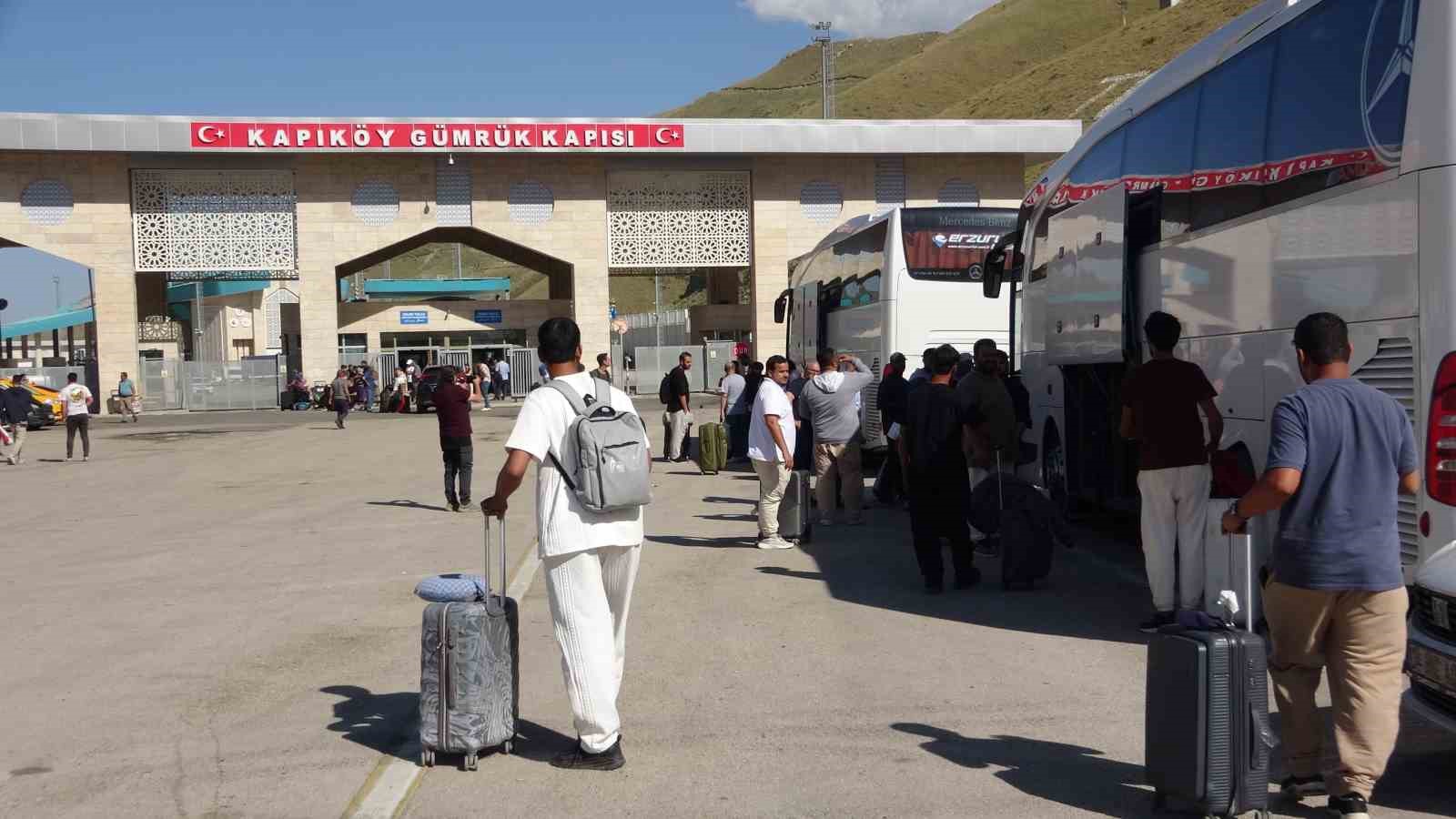 İran’daki Ummanlılar Van üzerinden Trabzon’a tahliye ediliyor