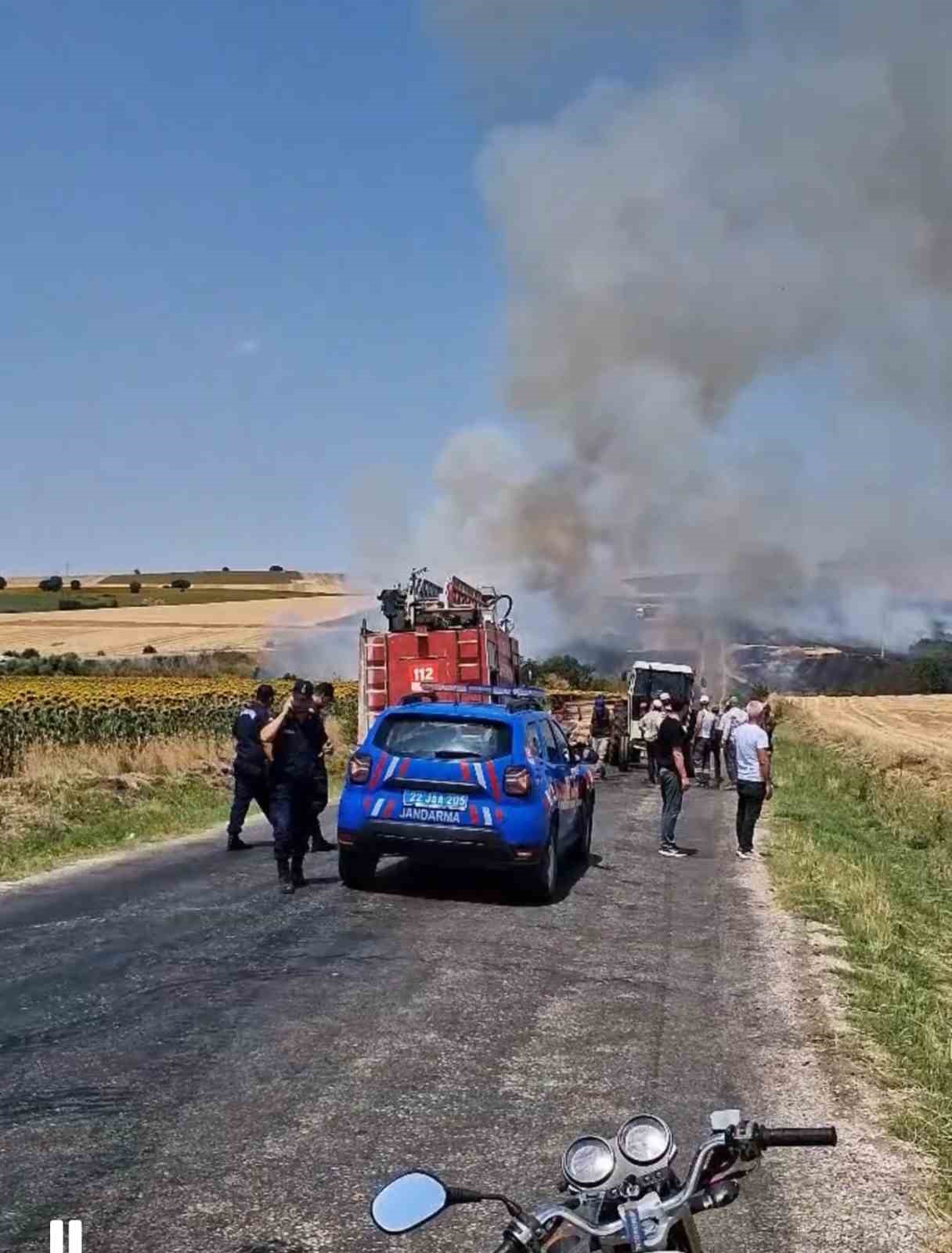 Edirne’de balya yüklü römorkta yangın çıktı