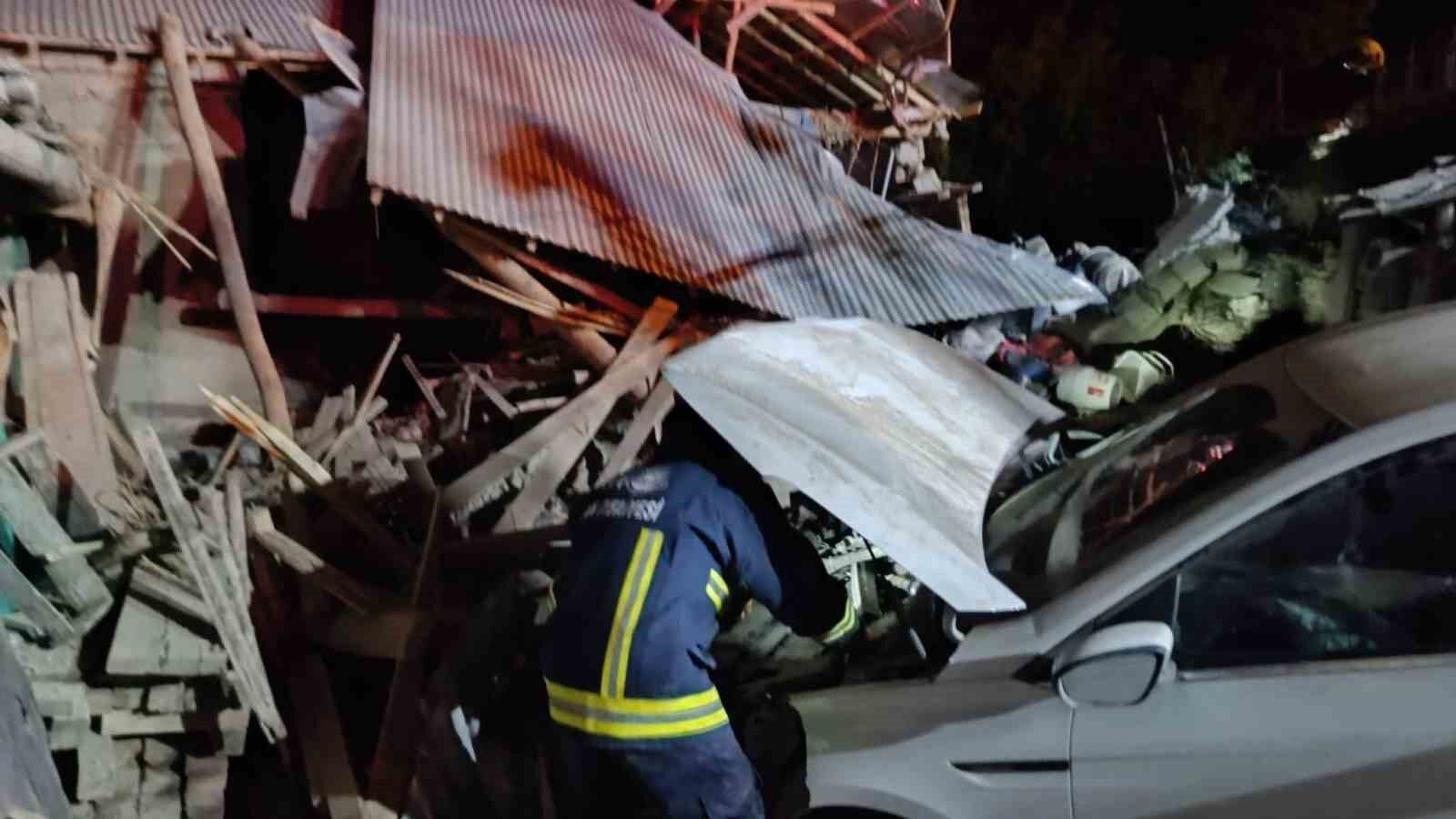 Van’da otomobil duvara çarptı: 1 yaralı