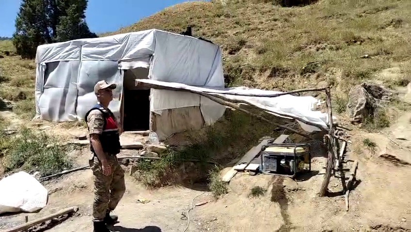 Taş ocağında yaşanan göçükte madende bulunan işçi o onları anlattı