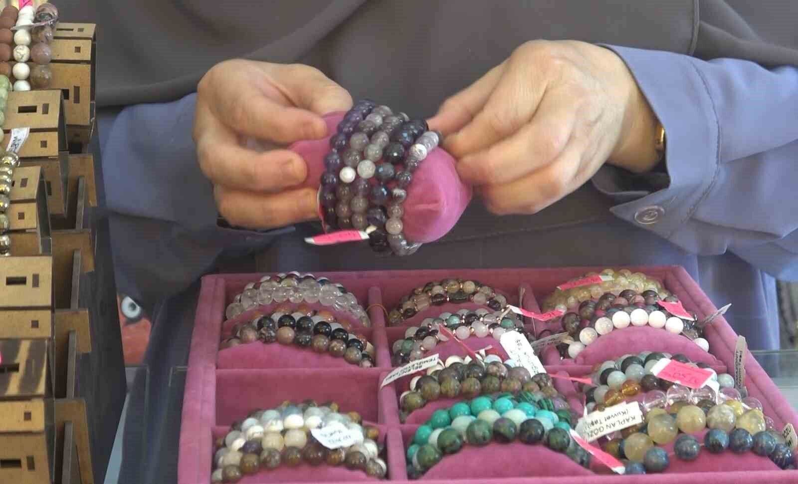 Hayalini gerçekleştirdi, kendi işinin patronu oldu: Kadın girişimcinin küçük dükkanında büyük azmi