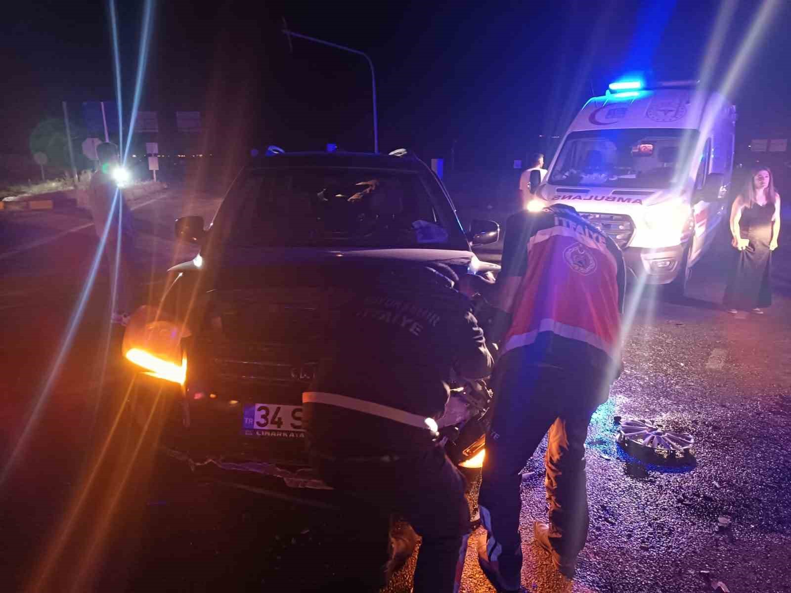 Van’da 2 otomobil çarpıştı: 9 yaralı