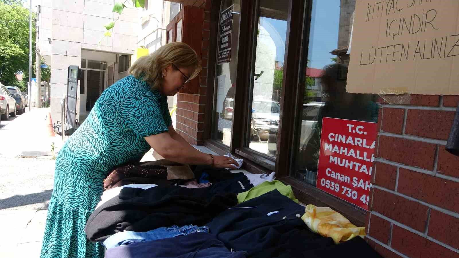 Kadın muhtardan örnek çalışma: İhtiyaç fazlasını alıp, ihtiyacı olanlara dağıtıyor