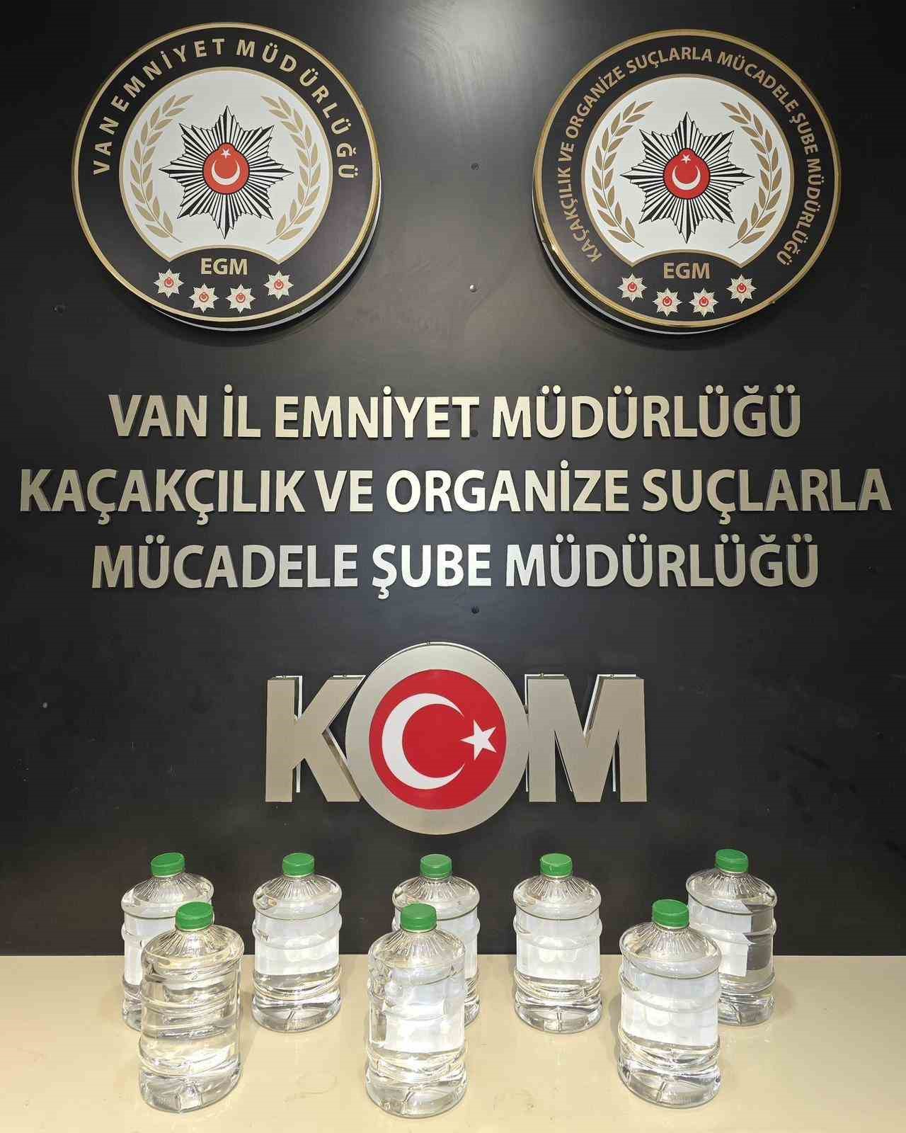 Van’da gümrük kaçakçılığı operasyonu