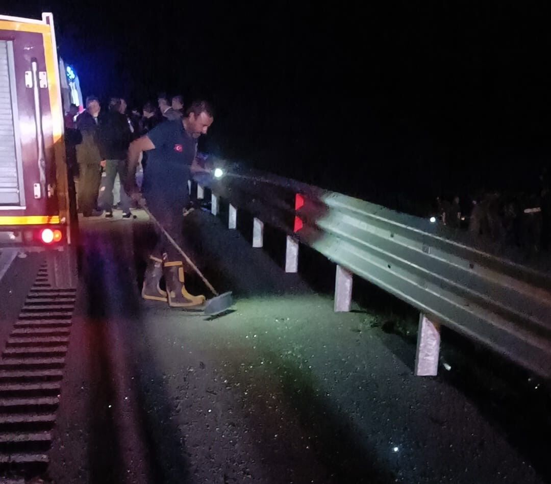 Van’da otomobil takla attı: 4 yaralı