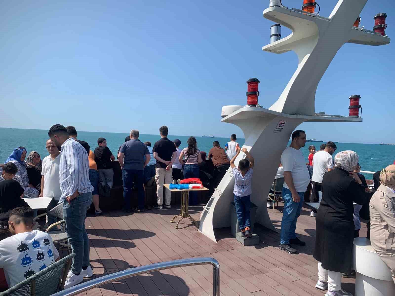 Gemi turlarına yoğun talep