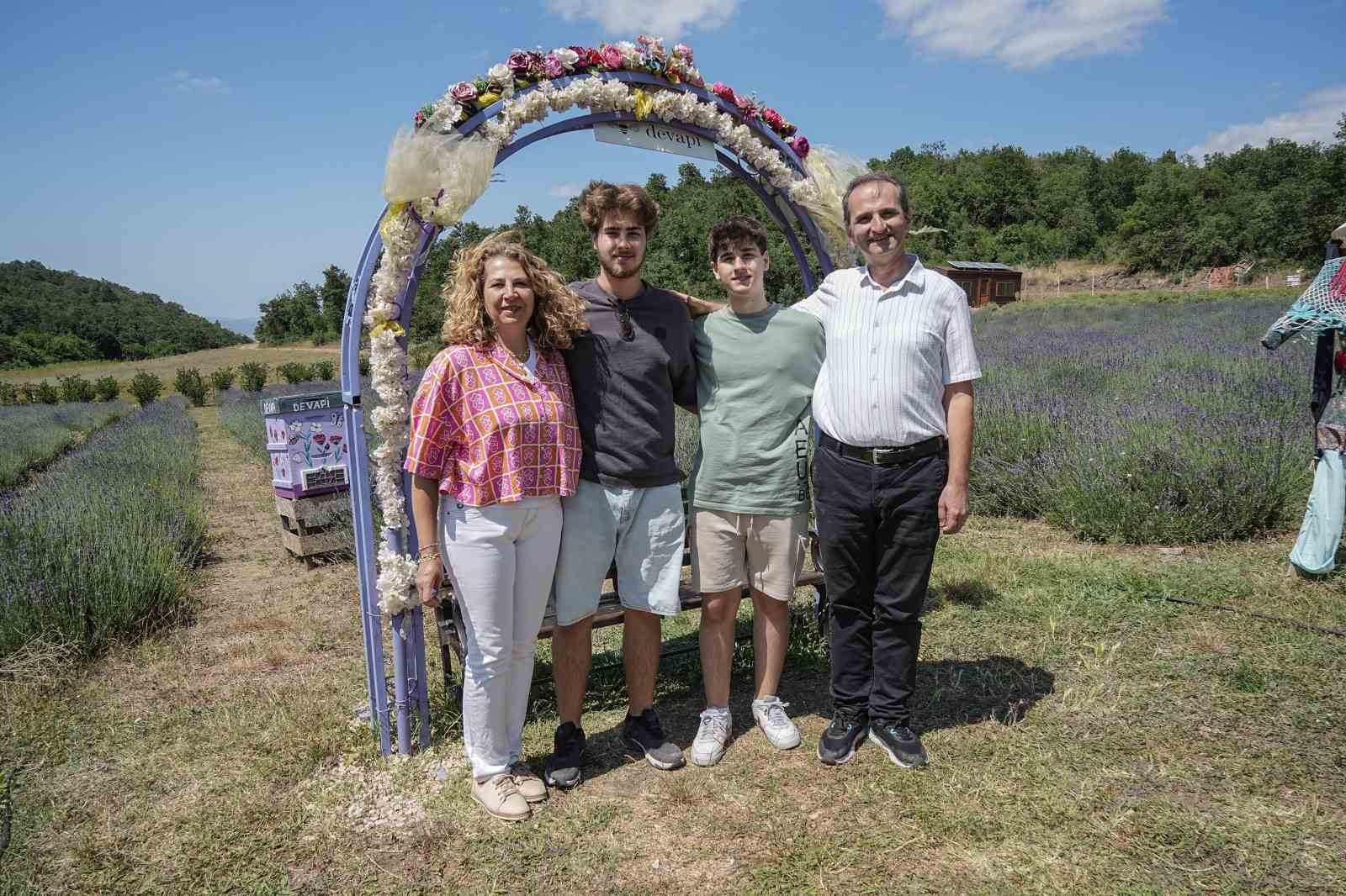 Doktorun tıbbi aromatik bahçesine yoğun ilgi