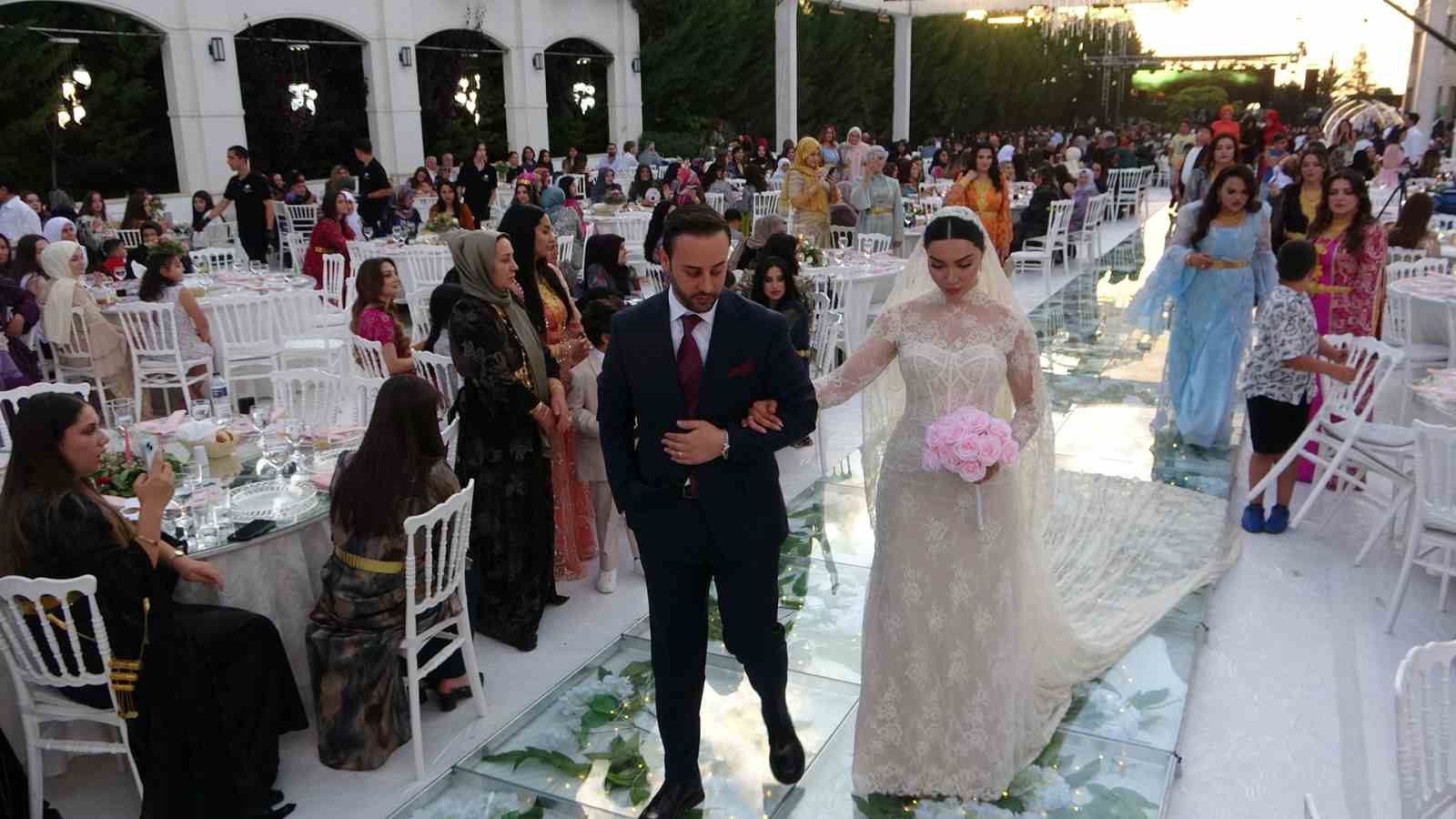 Vanlı iş adamından takısız düğün