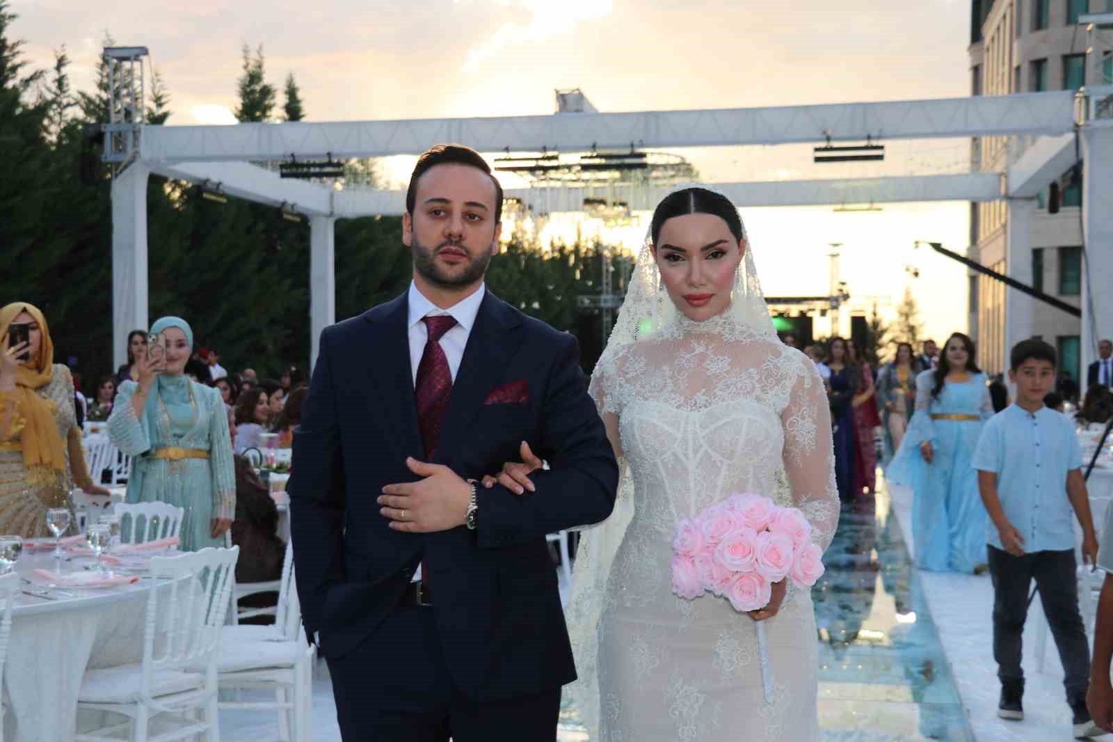 Vanlı iş adamından takısız düğün