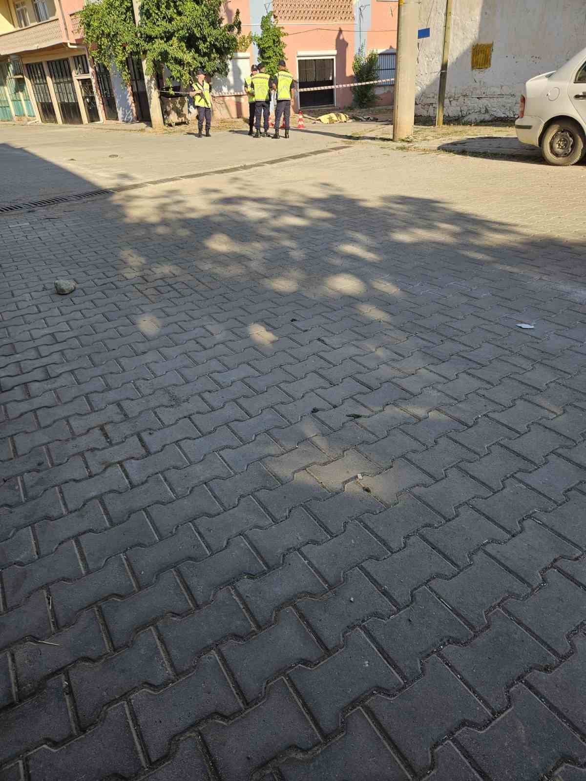 Dayı ve yeğeninin miras kavgasında kan aktı: 1 ölü, 1 ağır yaralı