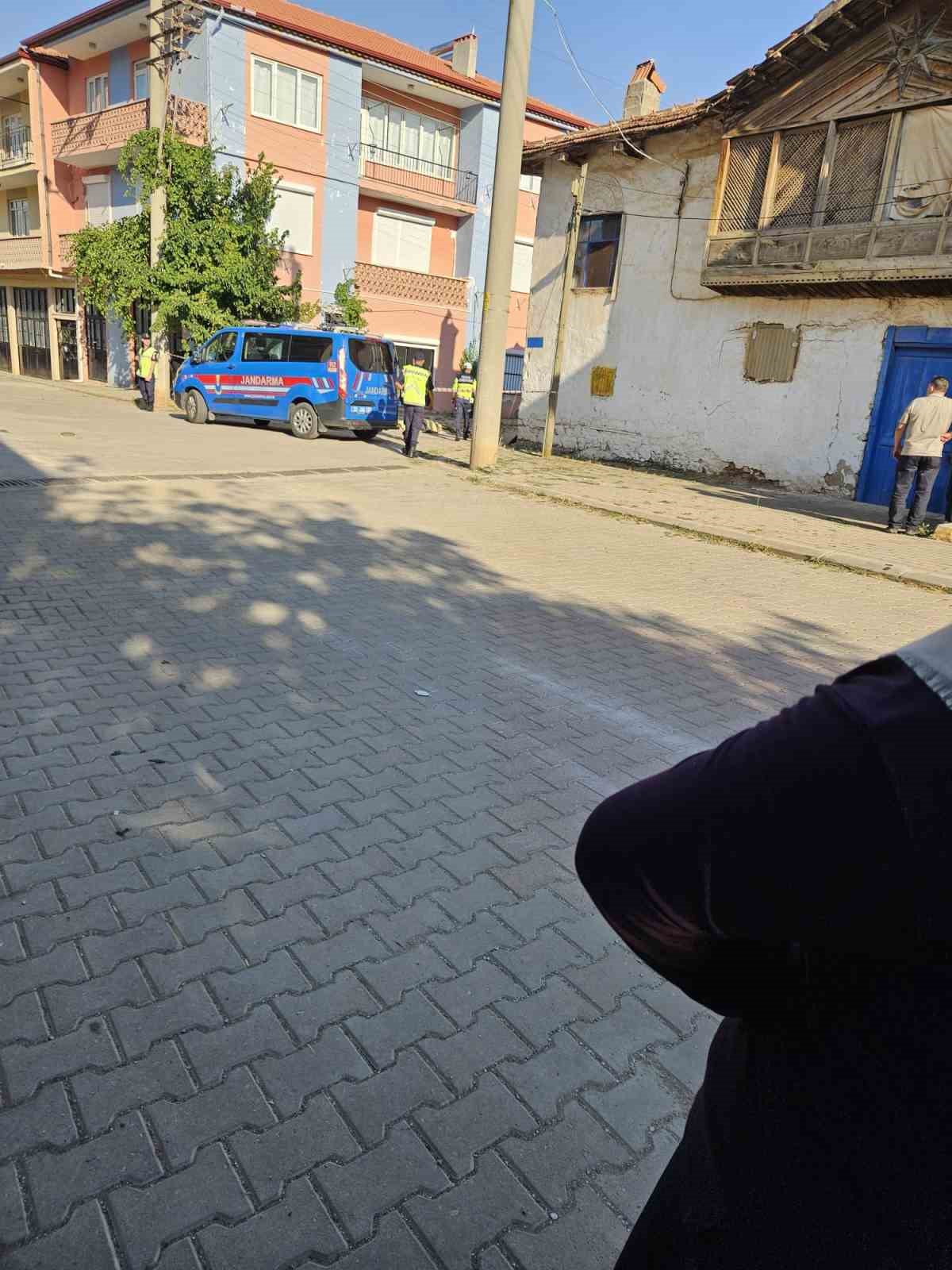 Dayı ve yeğeninin miras kavgasında kan aktı: 1 ölü, 1 ağır yaralı