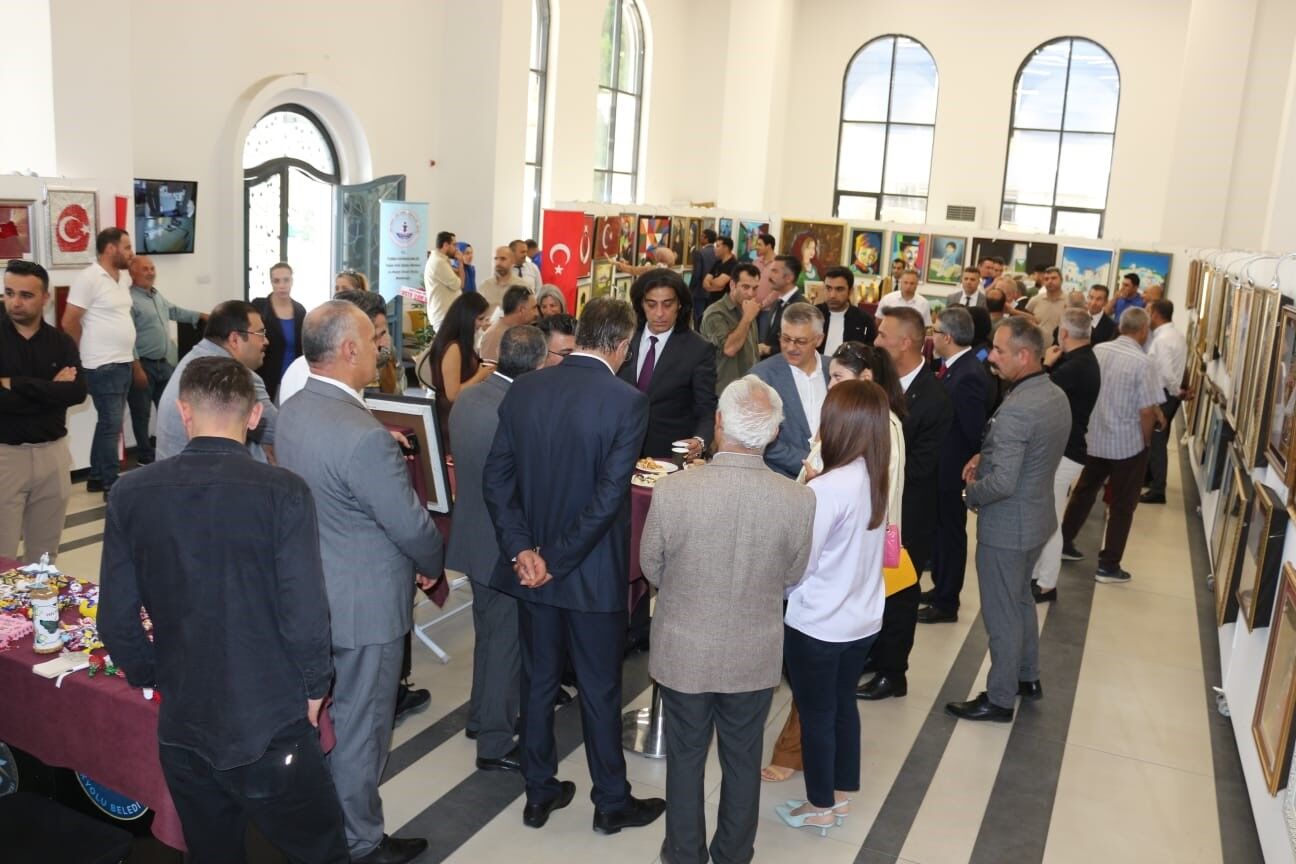 Van’da hükümlü ve tutuklulardan sergi