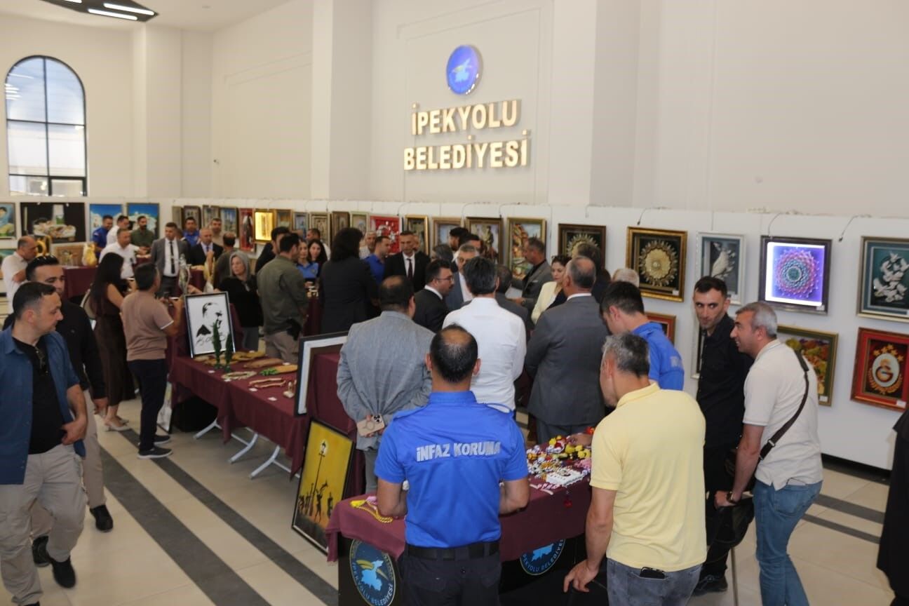 Van’da hükümlü ve tutuklulardan sergi