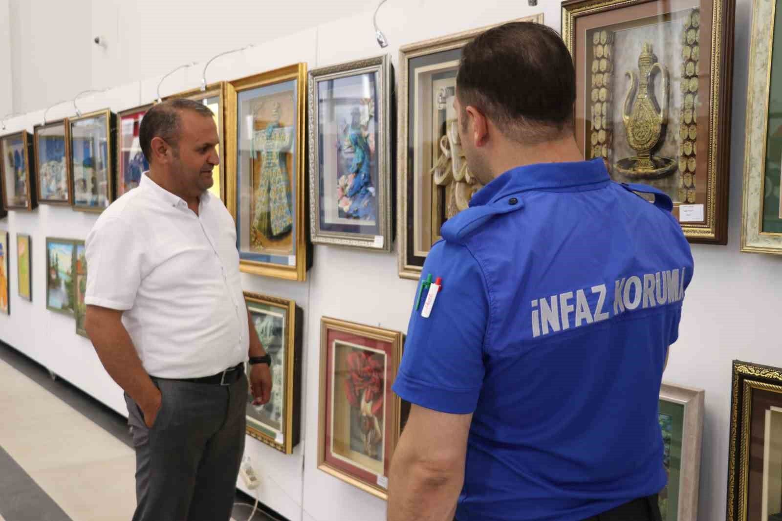 Van’da hükümlü ve tutuklulardan sergi