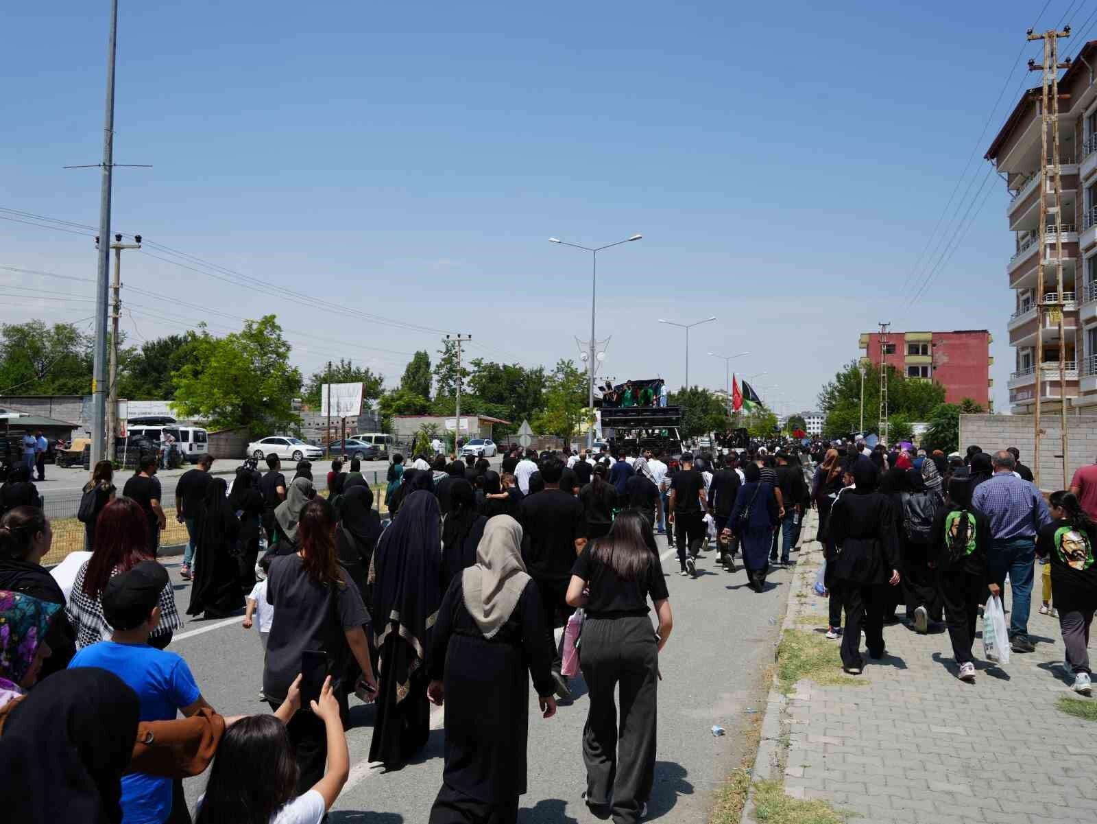 Iğdır’da Kerbela Şehitleri gözyaşlarıyla anıldı