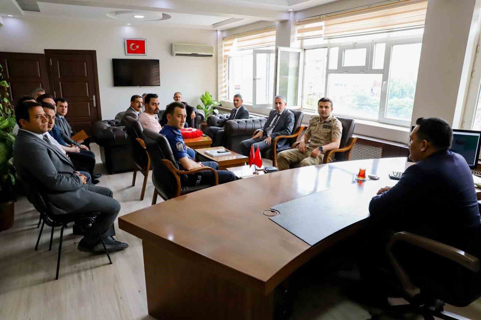 Van’ın Muradiye Kaymakamı Türkmenoğlu göreve başladı