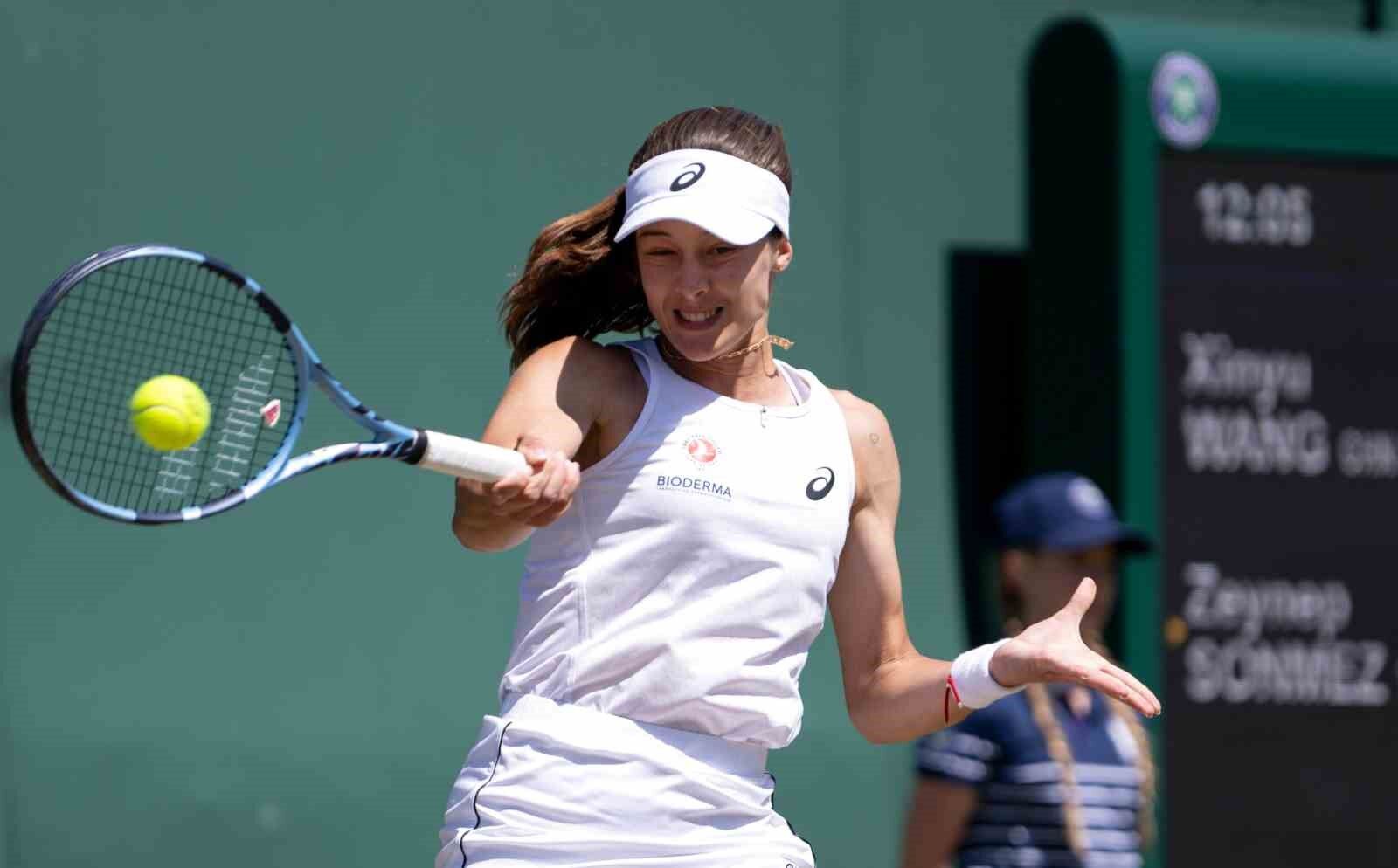 Zeynep Sönmez, Wimbledon’a 3. turda veda etti