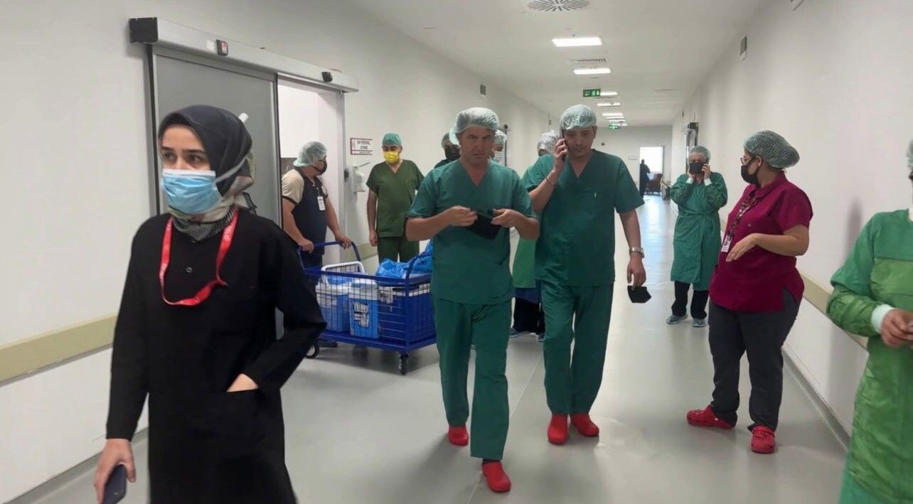 Beyin ölümü gerçekleşen gencin organları 2 hastaya umut oldu