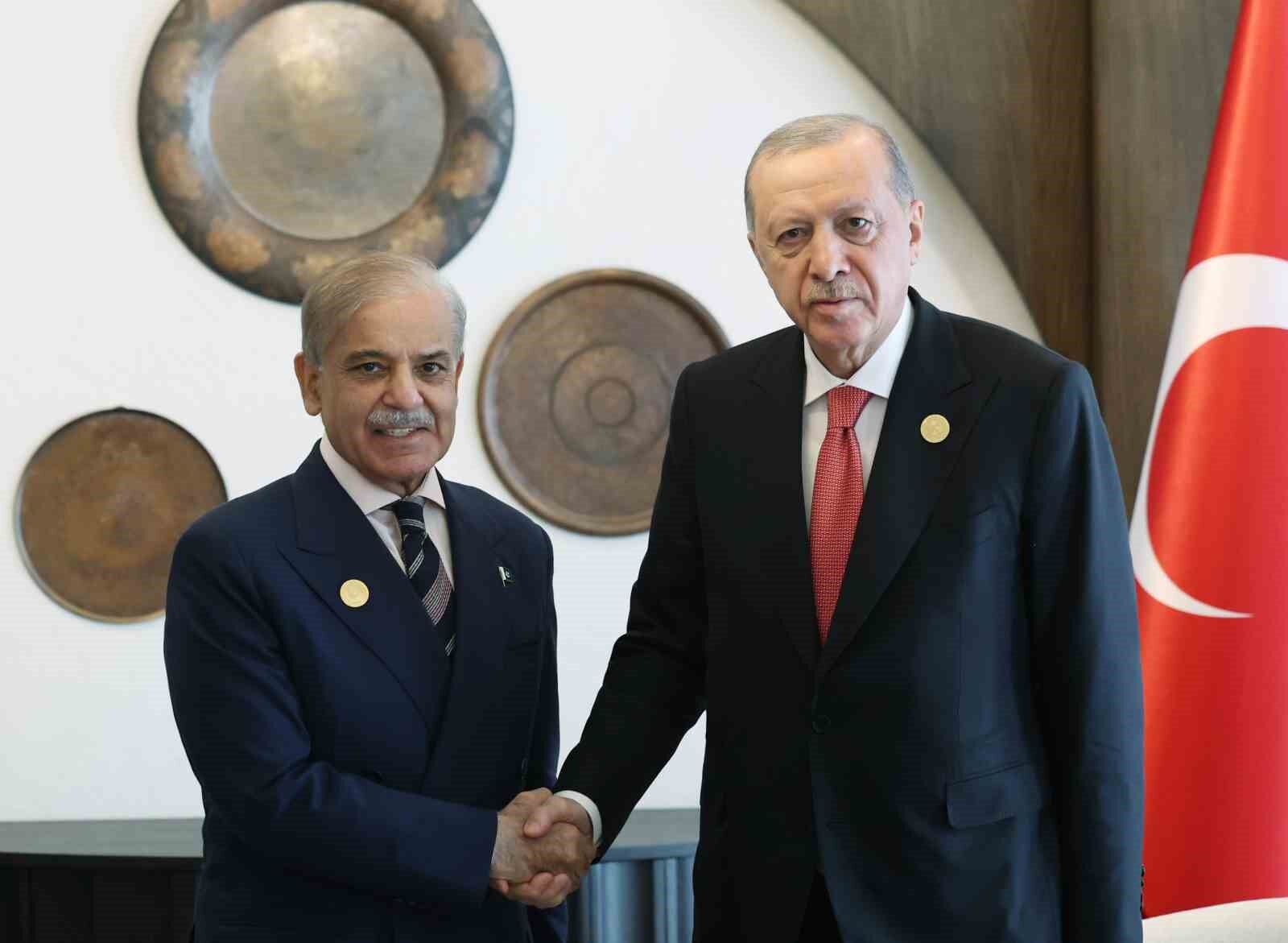 Cumhurbaşkanı Erdoğan, Pakistan Başbakanı Şerif ile görüştü