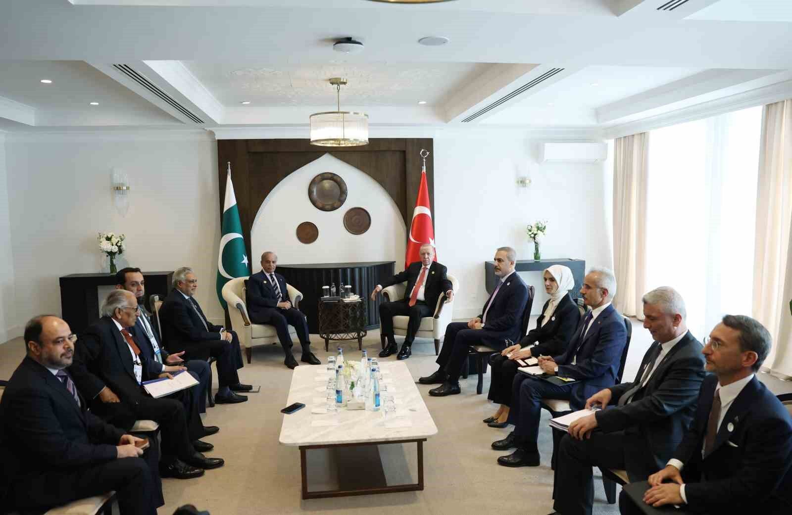 Cumhurbaşkanı Erdoğan, Pakistan Başbakanı Şerif ile görüştü