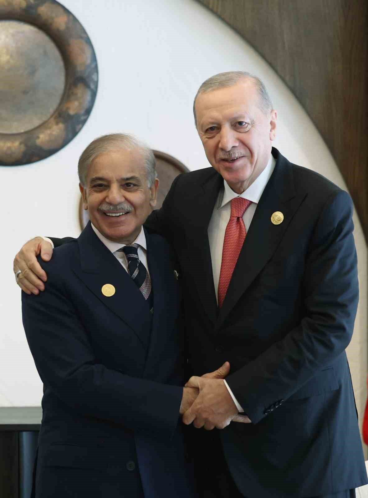 Cumhurbaşkanı Erdoğan, Pakistan Başbakanı Şerif ile görüştü