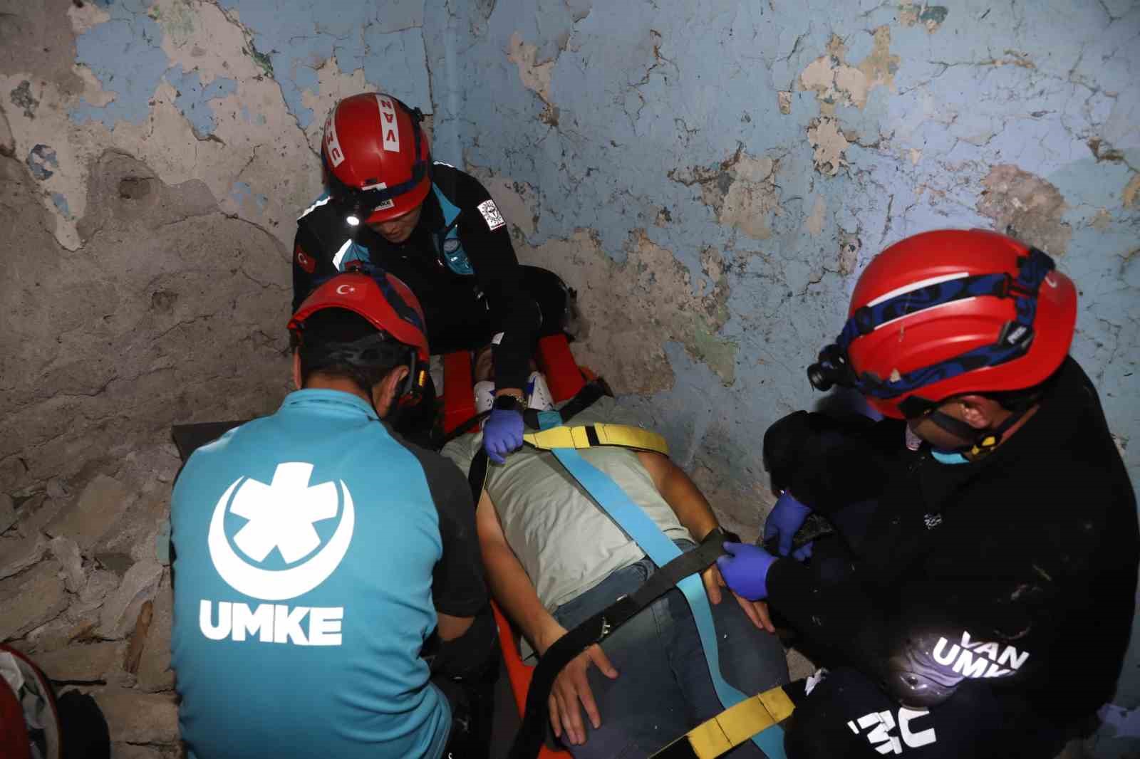 4 ilden 125 personelin katılımıyla enkazda arama kurtarma tatbikatı