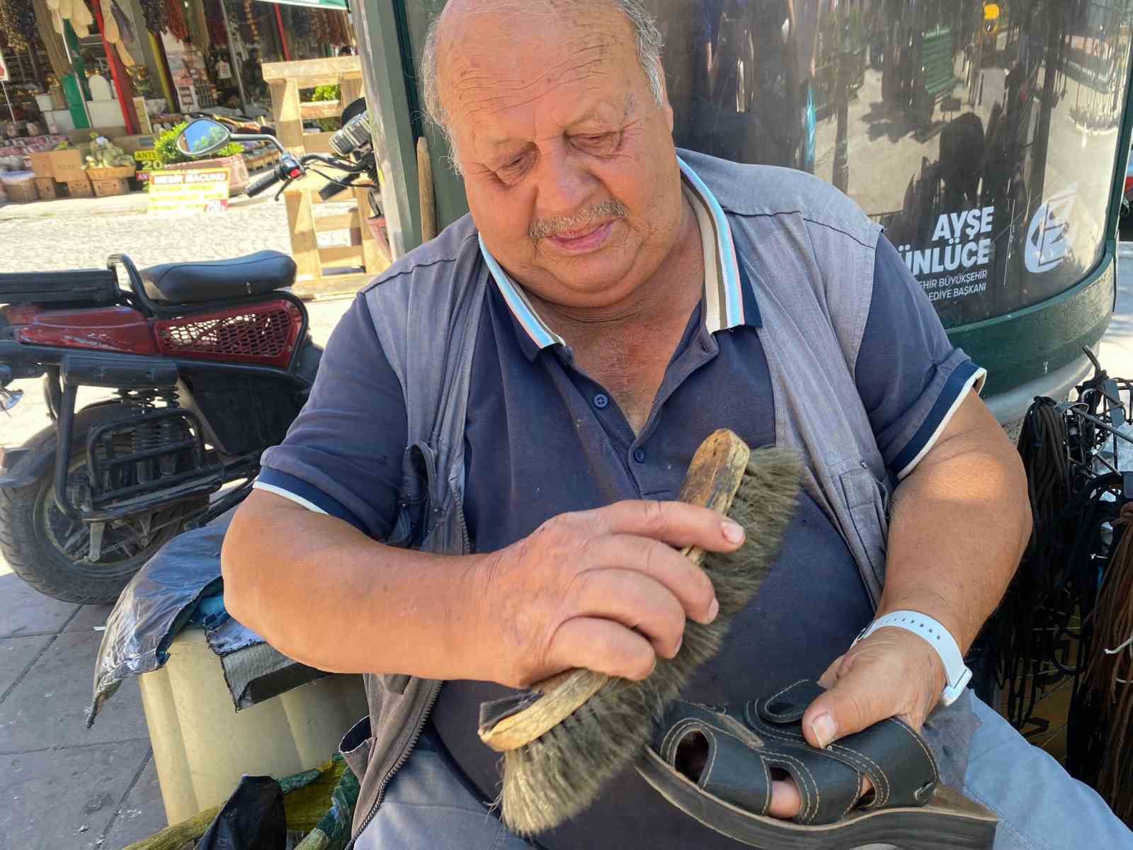 Emekli oldu, yıllar sonra çocukluk mesleğine döndü