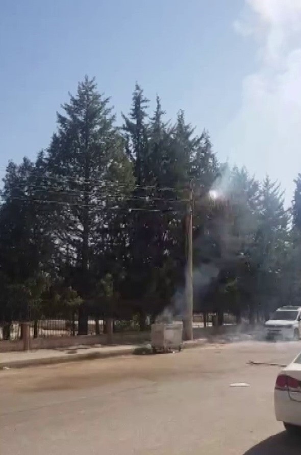 Elektrik hattı sıcağa dayanamadı