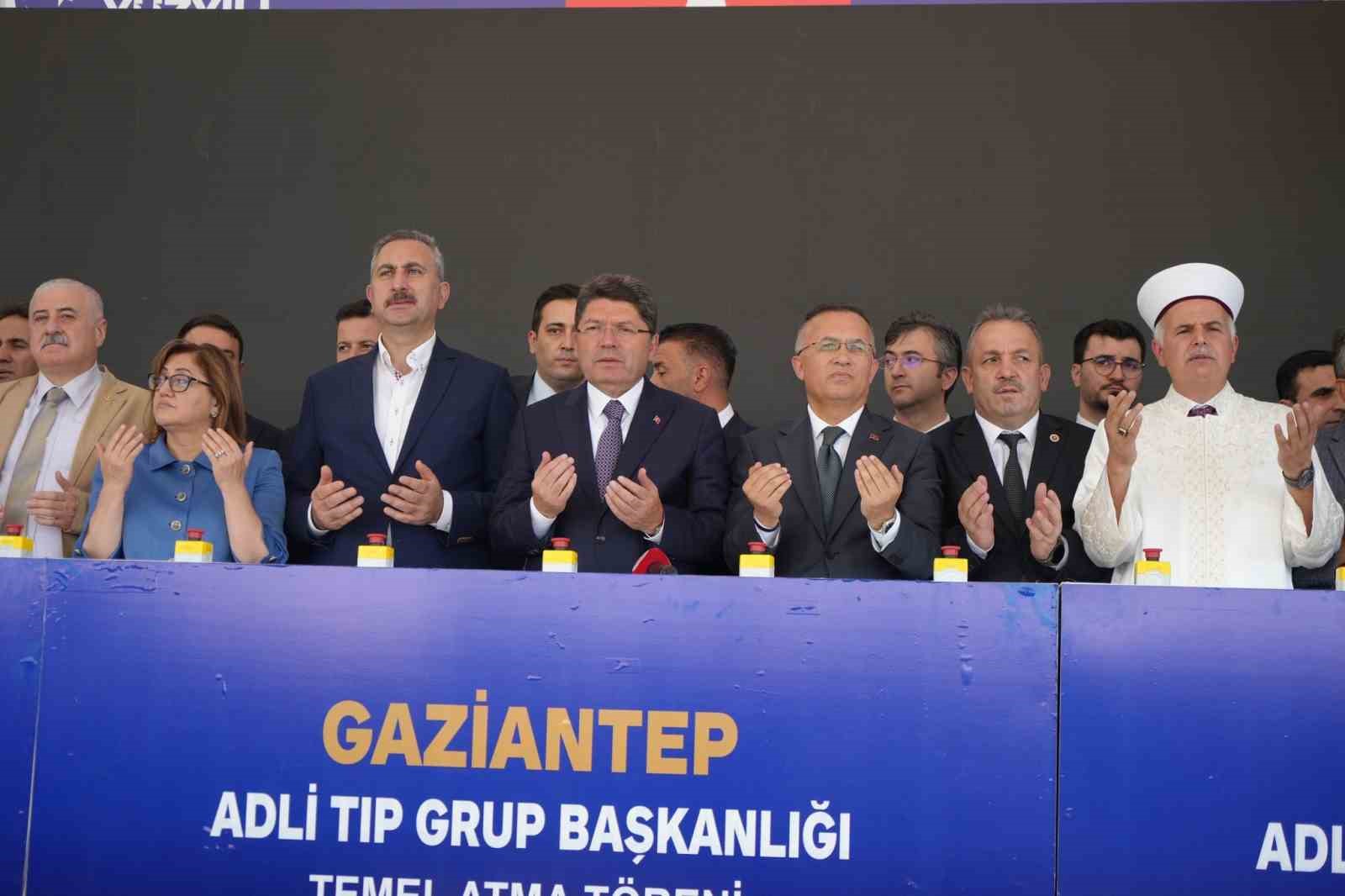 Adalet Bakanı Tunç: 