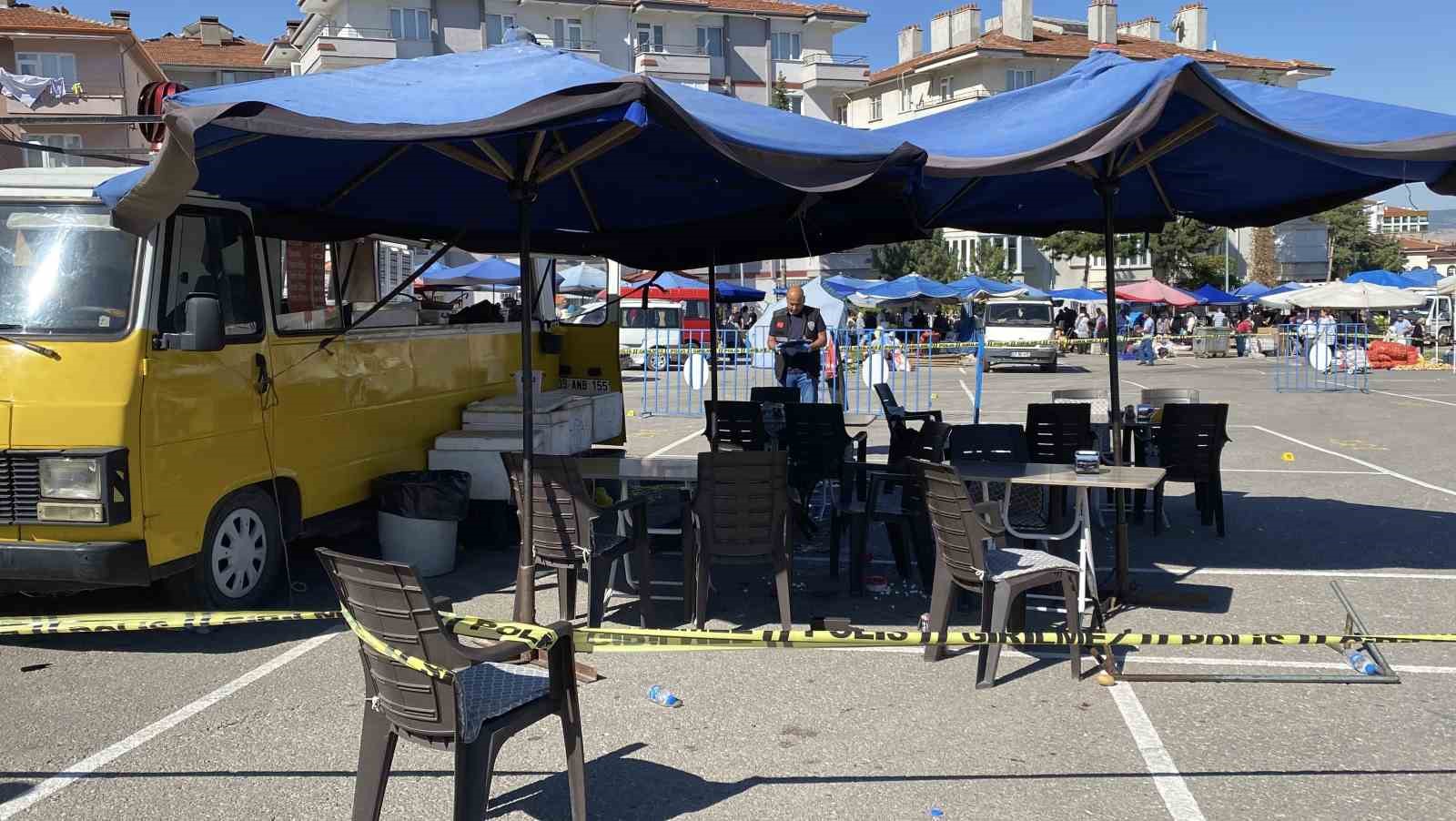 Semt pazarında silahlı kavga: 1’i ağır 7 yaralı