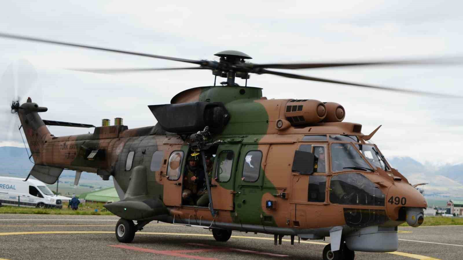 Düşen uçakta ağır yaralanan kadın yolcu, helikopter ile Erzurum’a getirildi