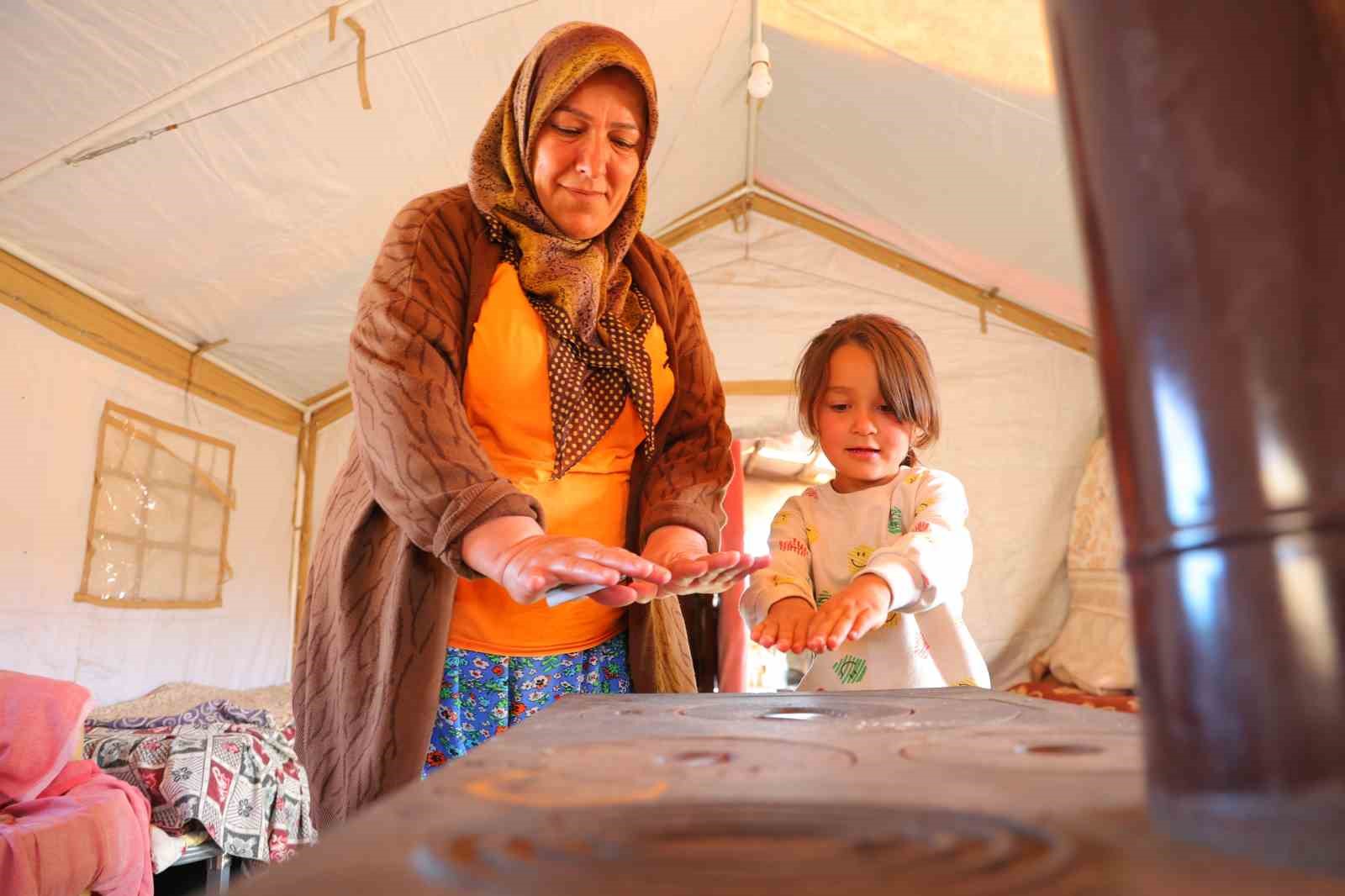 Temmuz’da soba yakıyorlar