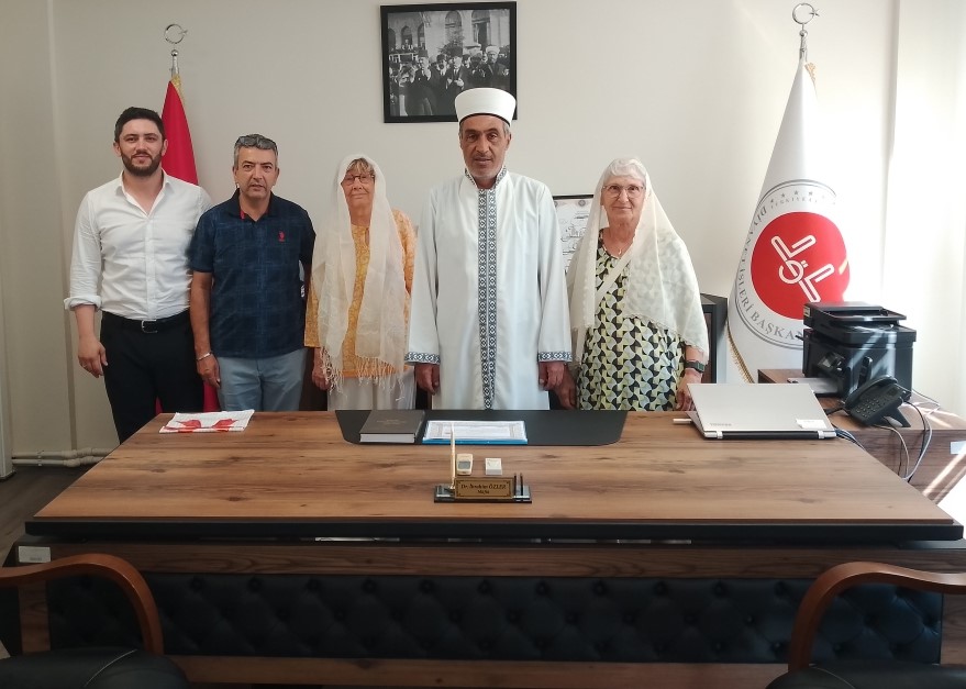 Alman vatandaş Mudanya’da Müslüman oldu