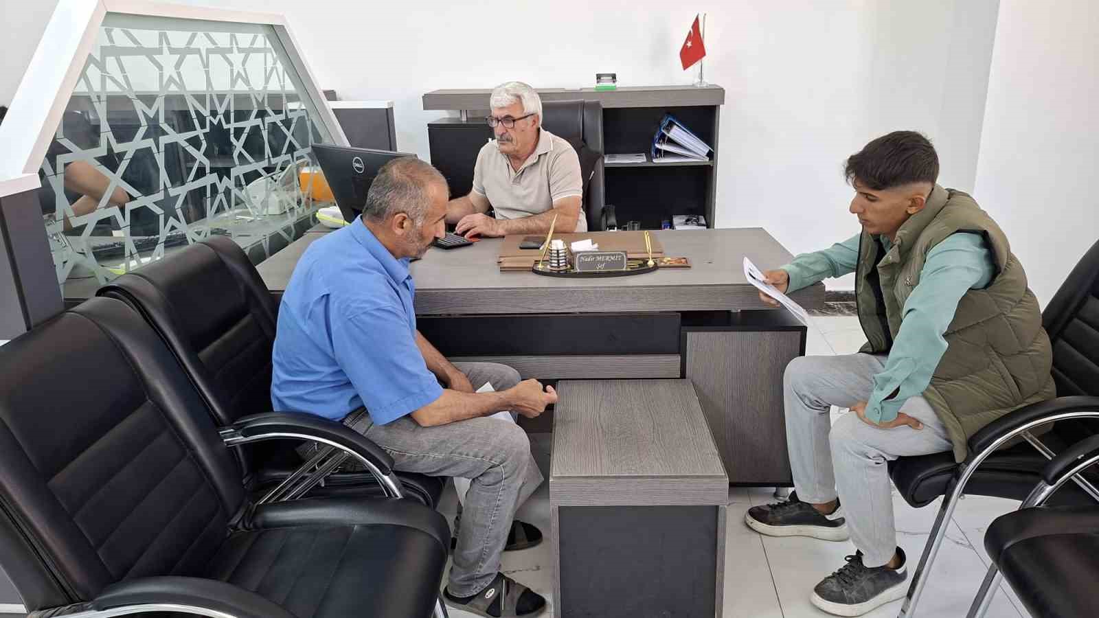 Tuşba Nüfus Müdürlüğü yeni binasında hizmete başladı