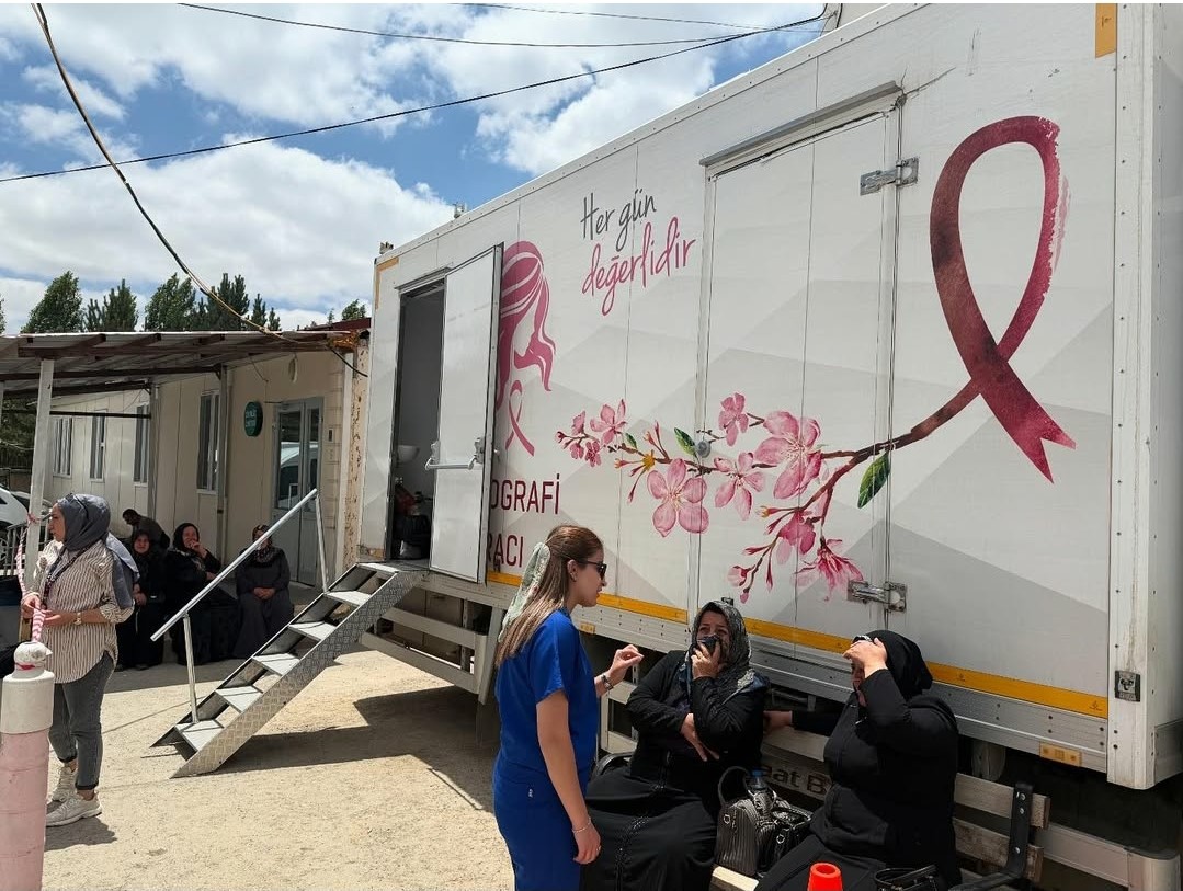 Başkale’de erken tanı için kanser taraması yapılıyor