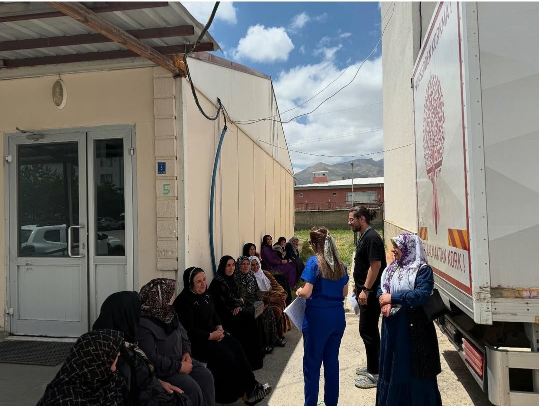 Başkale’de erken tanı için kanser taraması yapılıyor