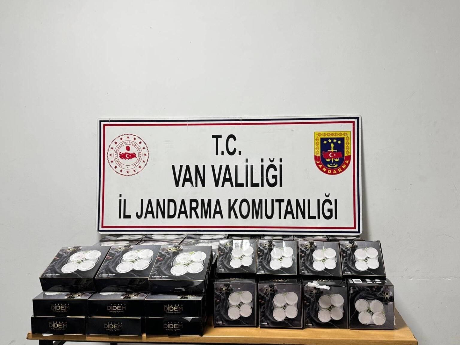 Van’da gümrük kaçakçılığı operasyonu
