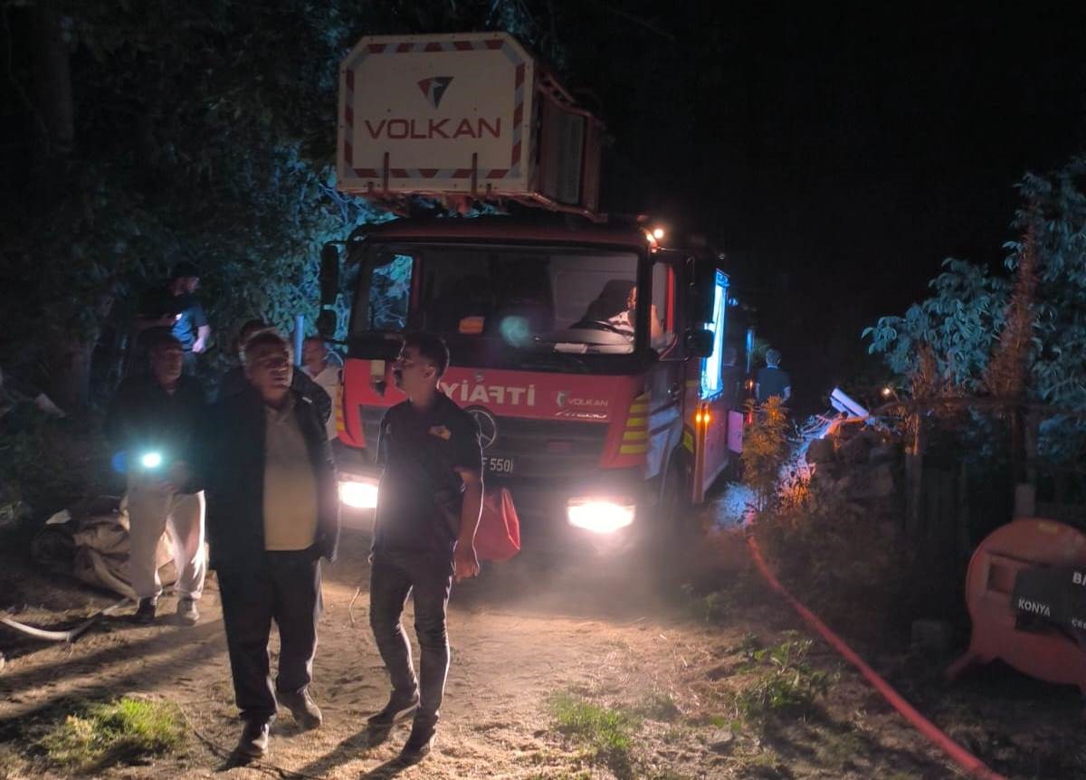 Van’da samanlık yangını korkuttu