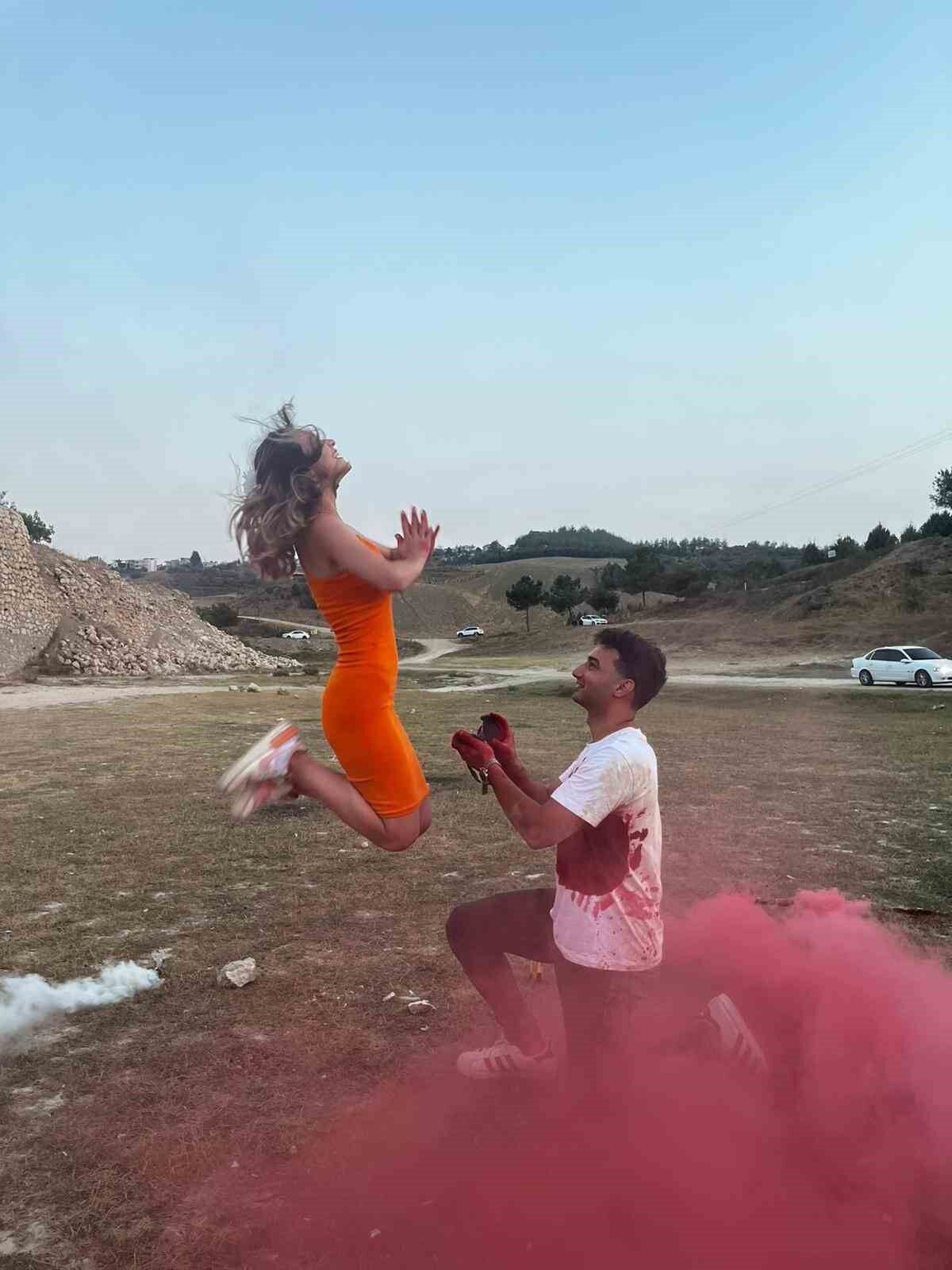 Adana’da ortalığı karıştıran evlilik teklifi: En mutlu günleri karakolda bitti