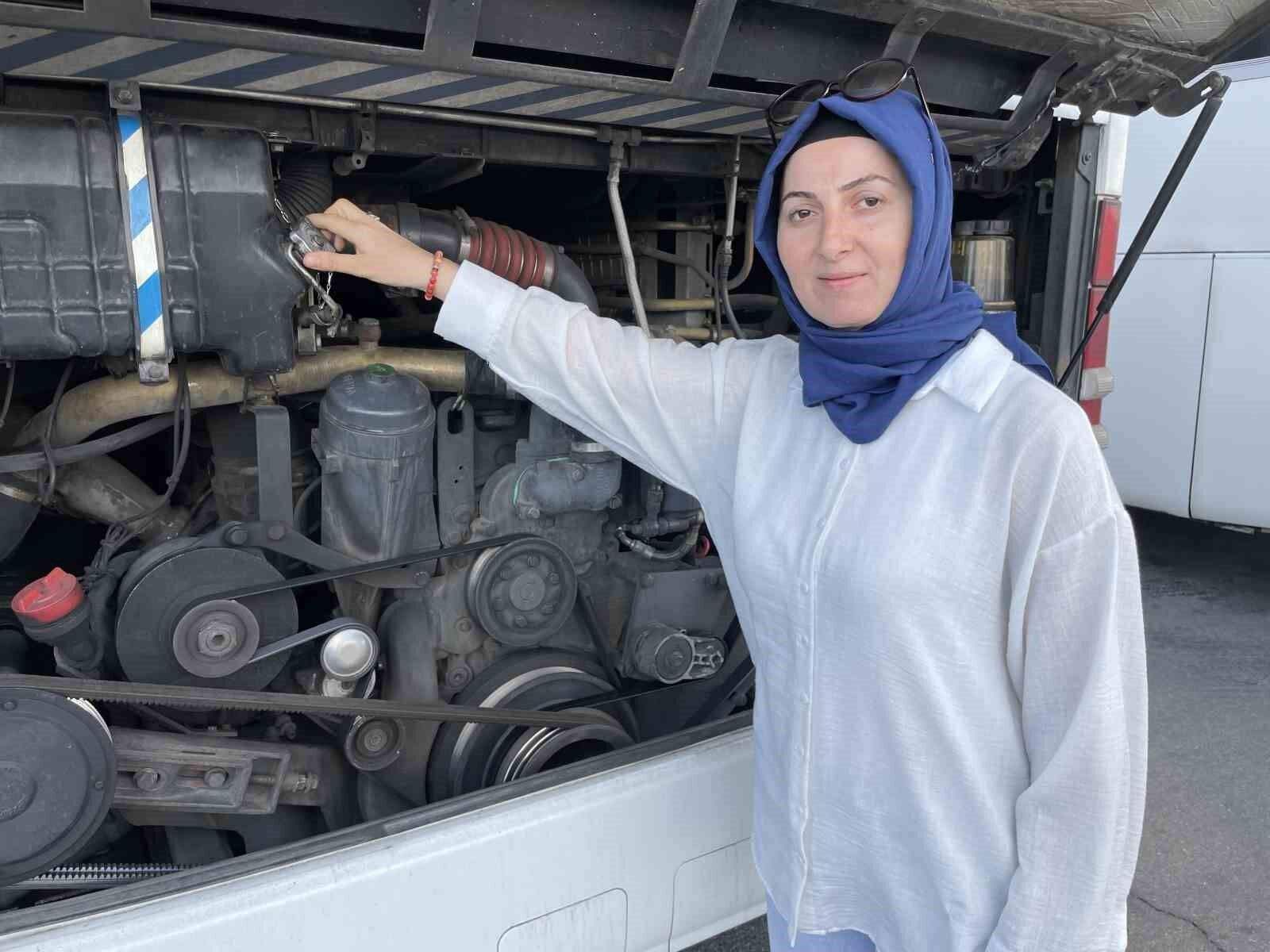 Hayalini gerçekleştirdi, kocası ile aynı otobüste şoförlük yapıyor