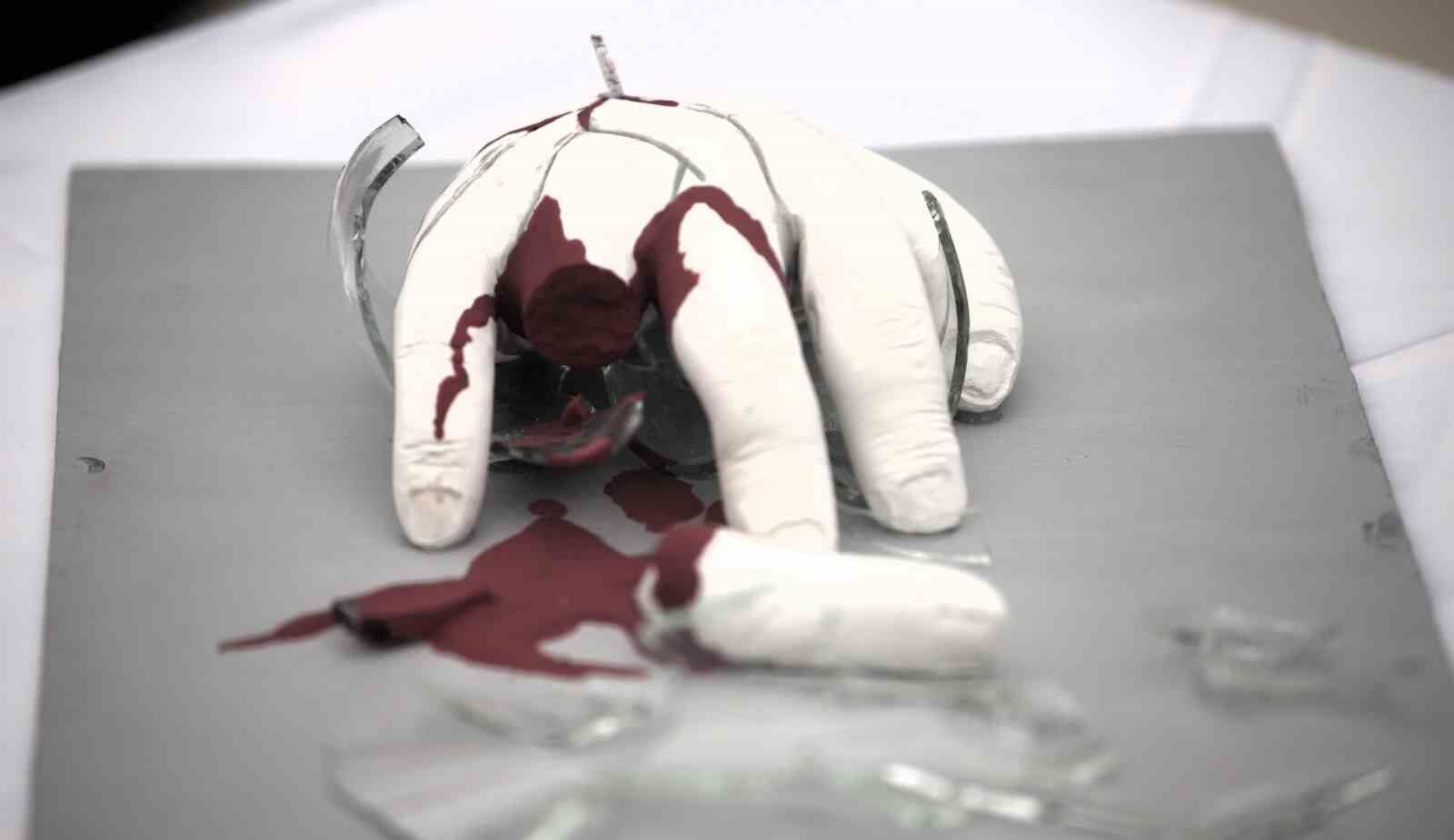 Işıltılı atıklar sanatla buluştu