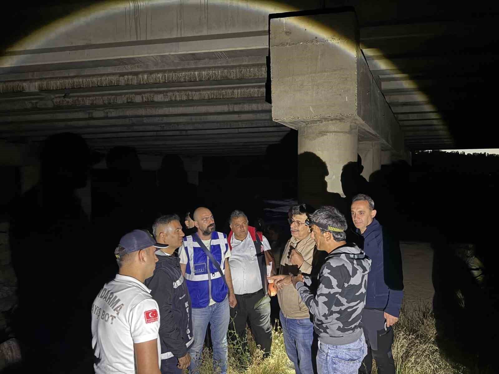 Van ve Bitlis’te inci kefali için kaçak av denetimi