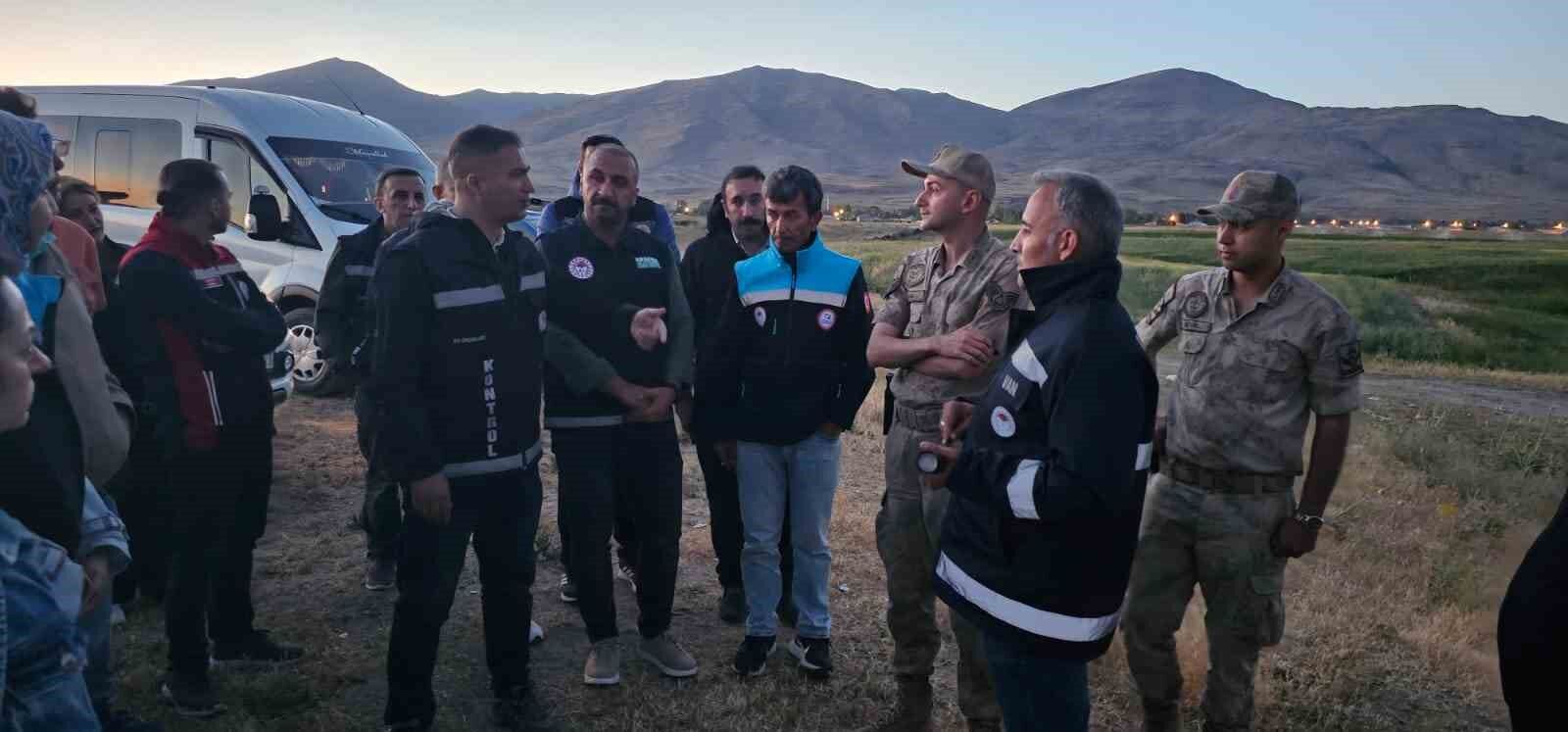 Van ve Bitlis’te inci kefali için kaçak av denetimi