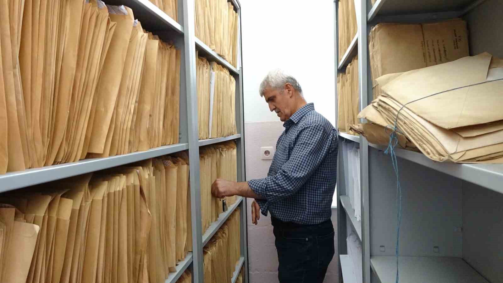 130 yıllık taş mektep, ihtişamıyla göz kamaştırıyor